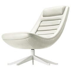Alias 090 Manzù Lounge Chair in White Leather Seat with White Lacquered Frame (Chaise longue Manzù avec assise en cuir blanc et cadre laqué blanc)