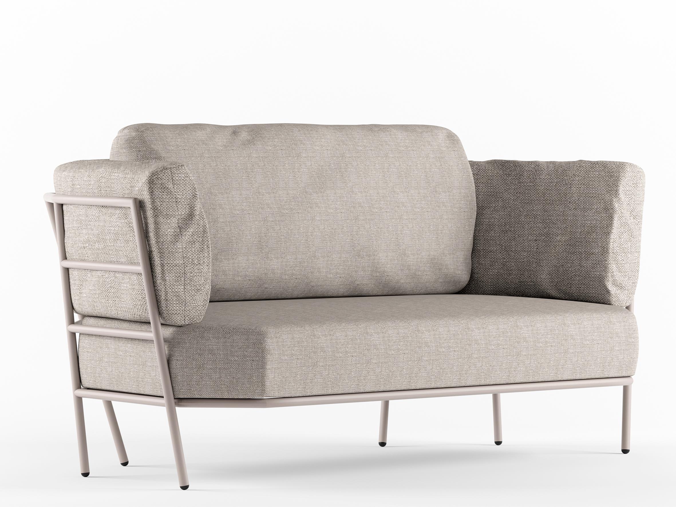 Two-seater sofa with structure in lacquered steel. Seat and back covered with fabric or leather. Removable covers.

Michele De Lucchi
Born in Ferrara in 1951, he graduated in architecture in Florence. In 2000 he received the title of “Ufficiale