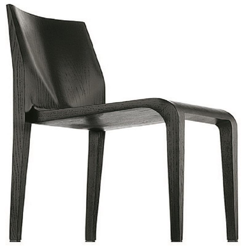 Alias 301, Stuhl „Laleggera“ aus schwarz lackiertem Holz von Riccardo Blumer (Italienisch) im Angebot