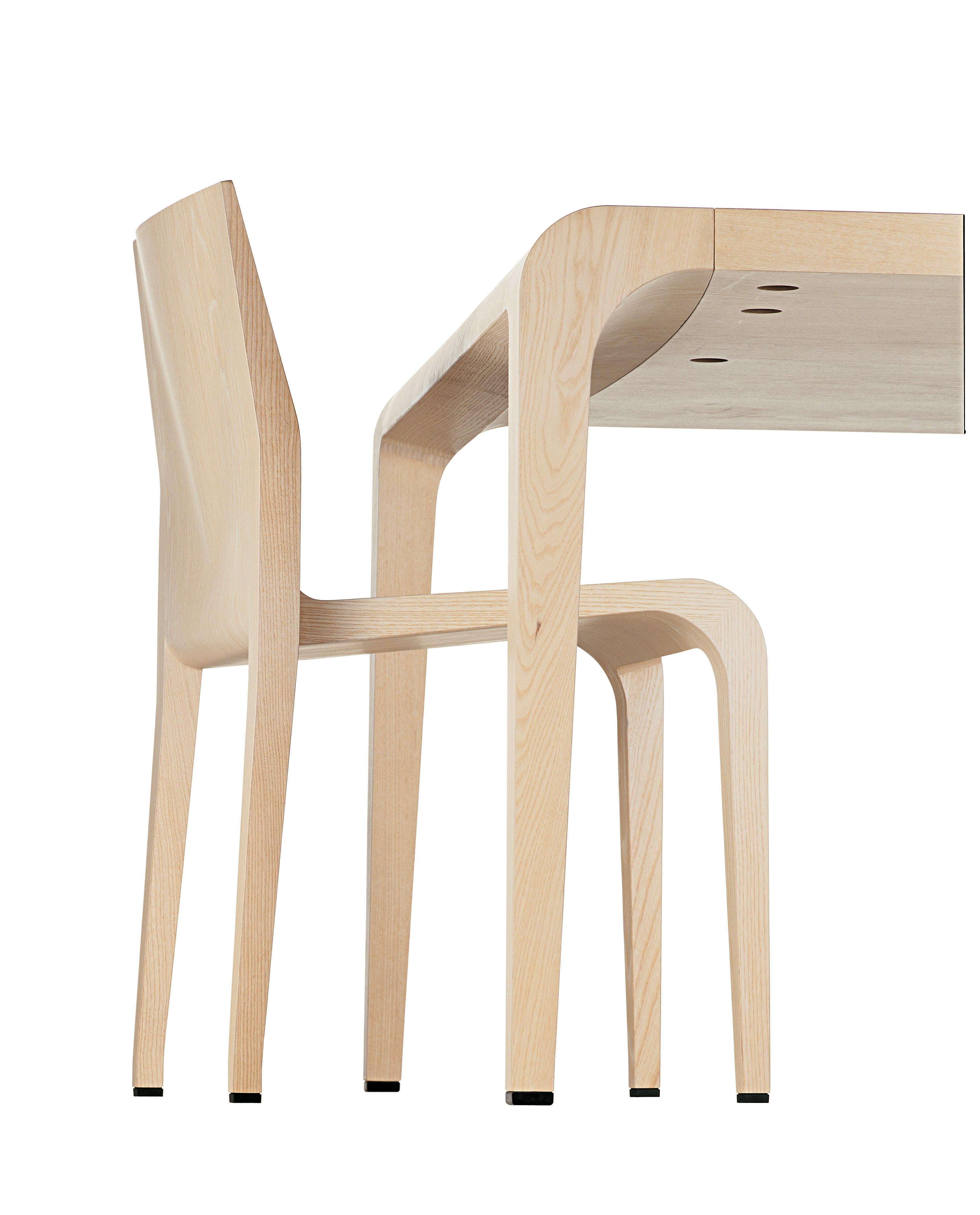 Italian Alias 301 Laleggera Chair in Natural Maple Wood by Riccardo Blumer For Sale