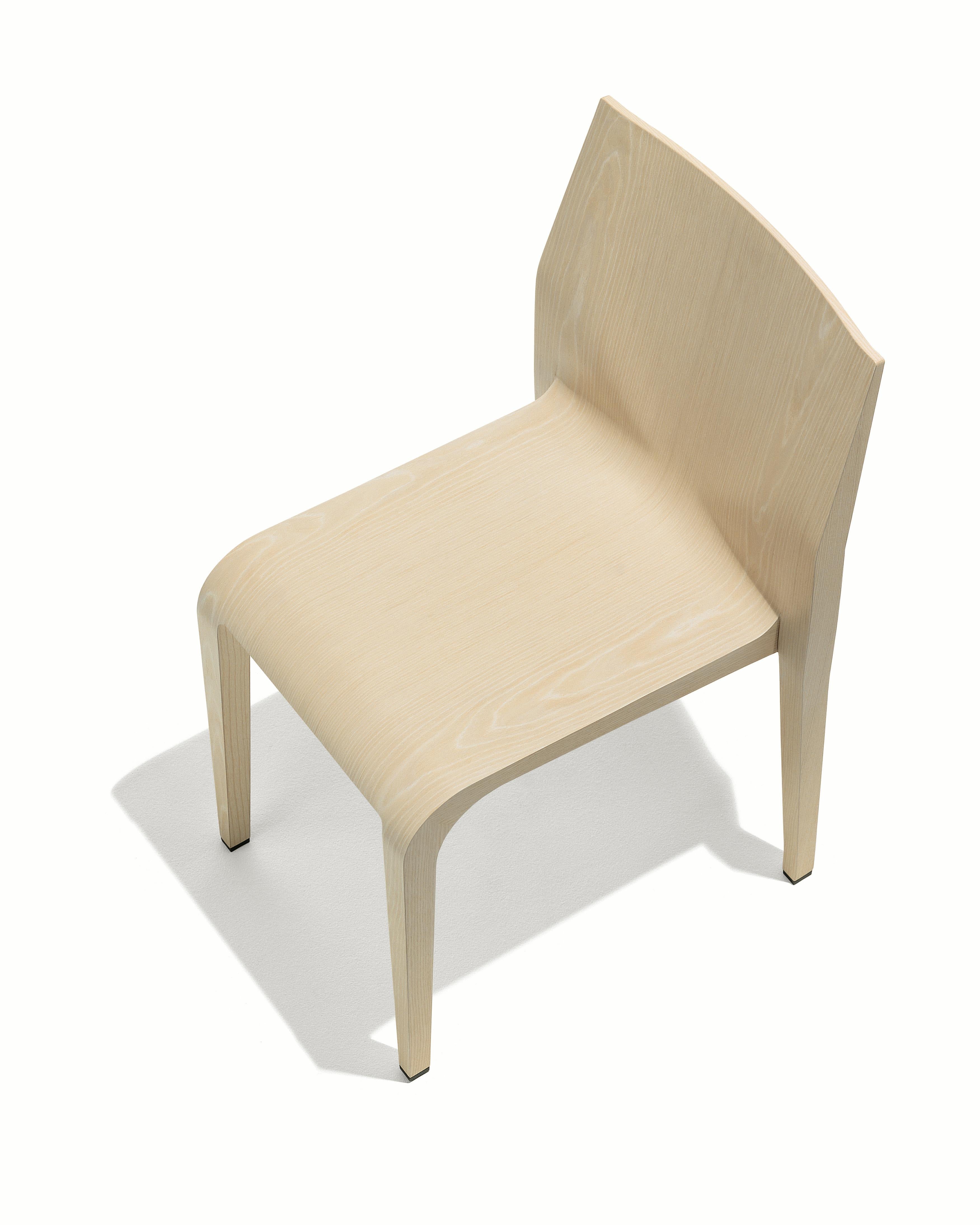 Alias 301 Laleggera Chair in Whitened Oak Wood by Riccardo Blumer

Stacking chair with structure in solid maple or ash. Maple veneer or oak veneer. Internal support in injected polyurethane foam. Finish in transparent laquage or in colored stains.