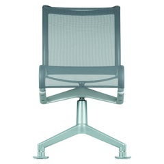 Alias 446 Chaise Meetingframe+ Tilt 47 en maille grise avec cadre en aluminium laqué