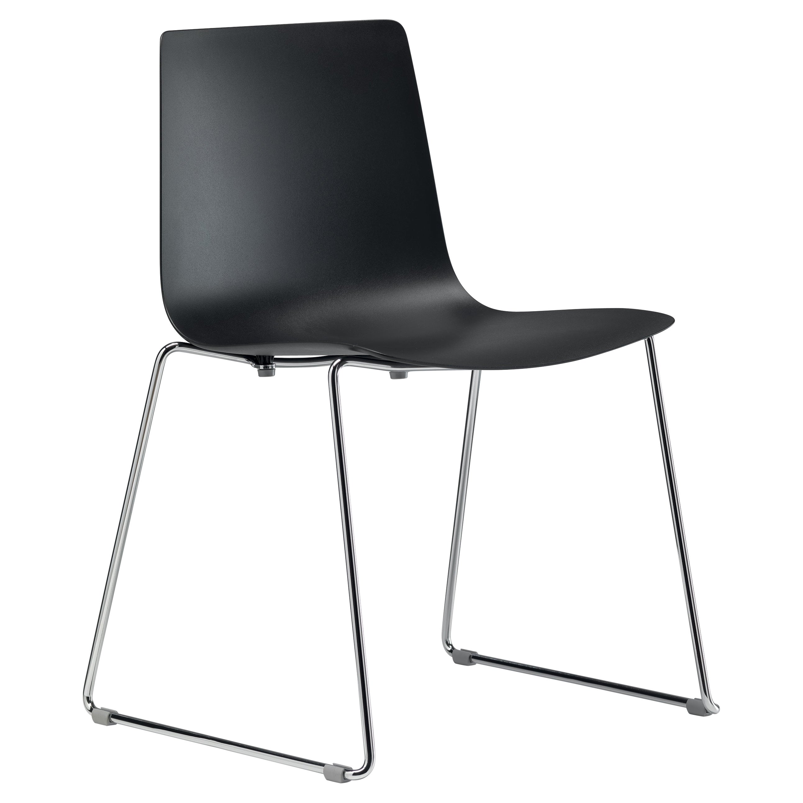Alias 89A Slim Sledge Chair avec assise en polypropylène noir et structure en acier chromé