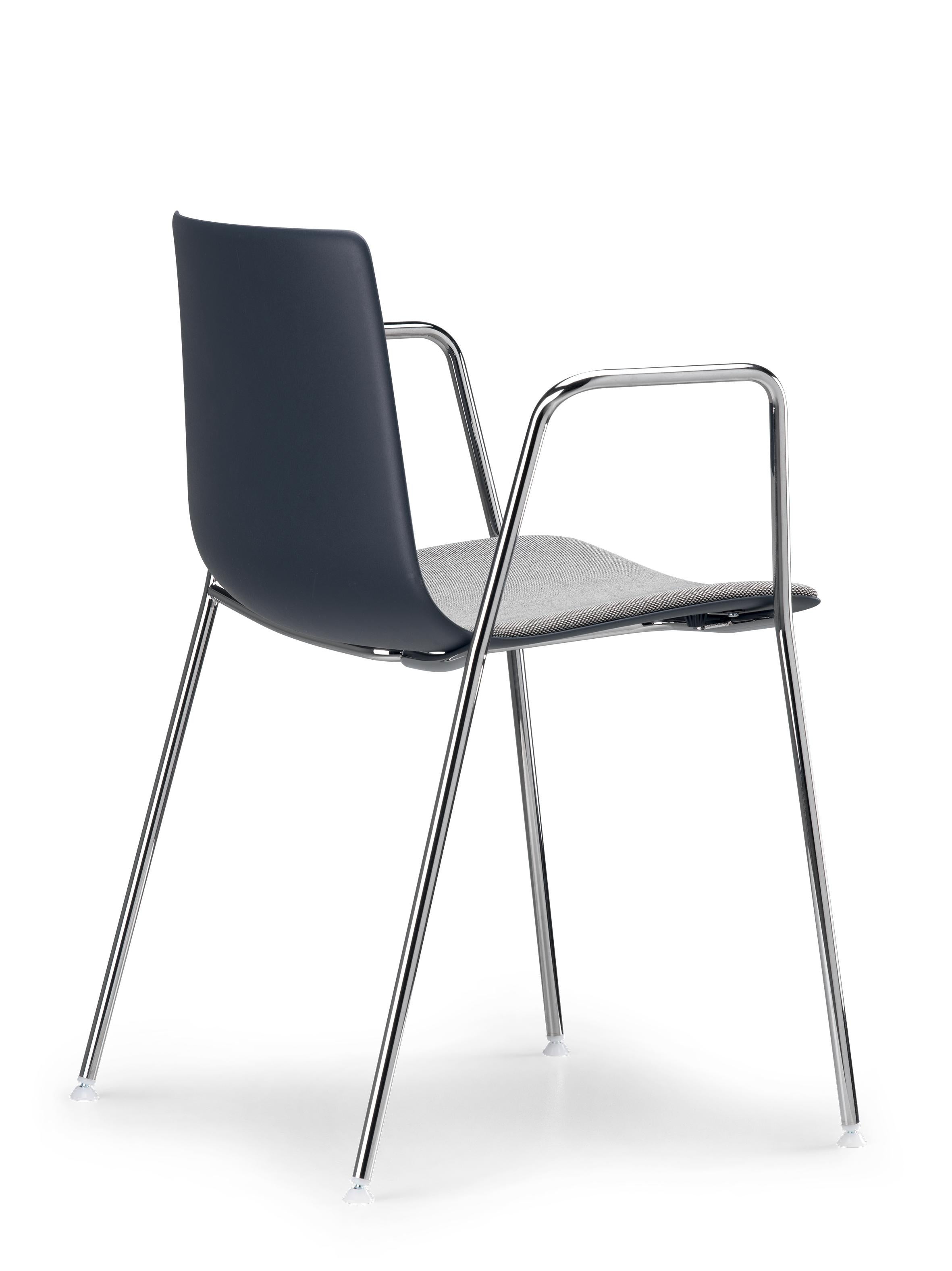 Alias 89D Slim Chair 4 Arm Soft S in Grey Upholstered Seat w Chromed Steel Frame by PearsonLloyd

Chair with structure and arms in lacquered or chromed steel (stackable version on request). Shell in monochromatic polypropylene with cushion fixed