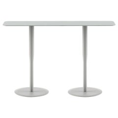 Petite table à base Atlas avec plateau en sable et cadre en aluminium laqué Alias