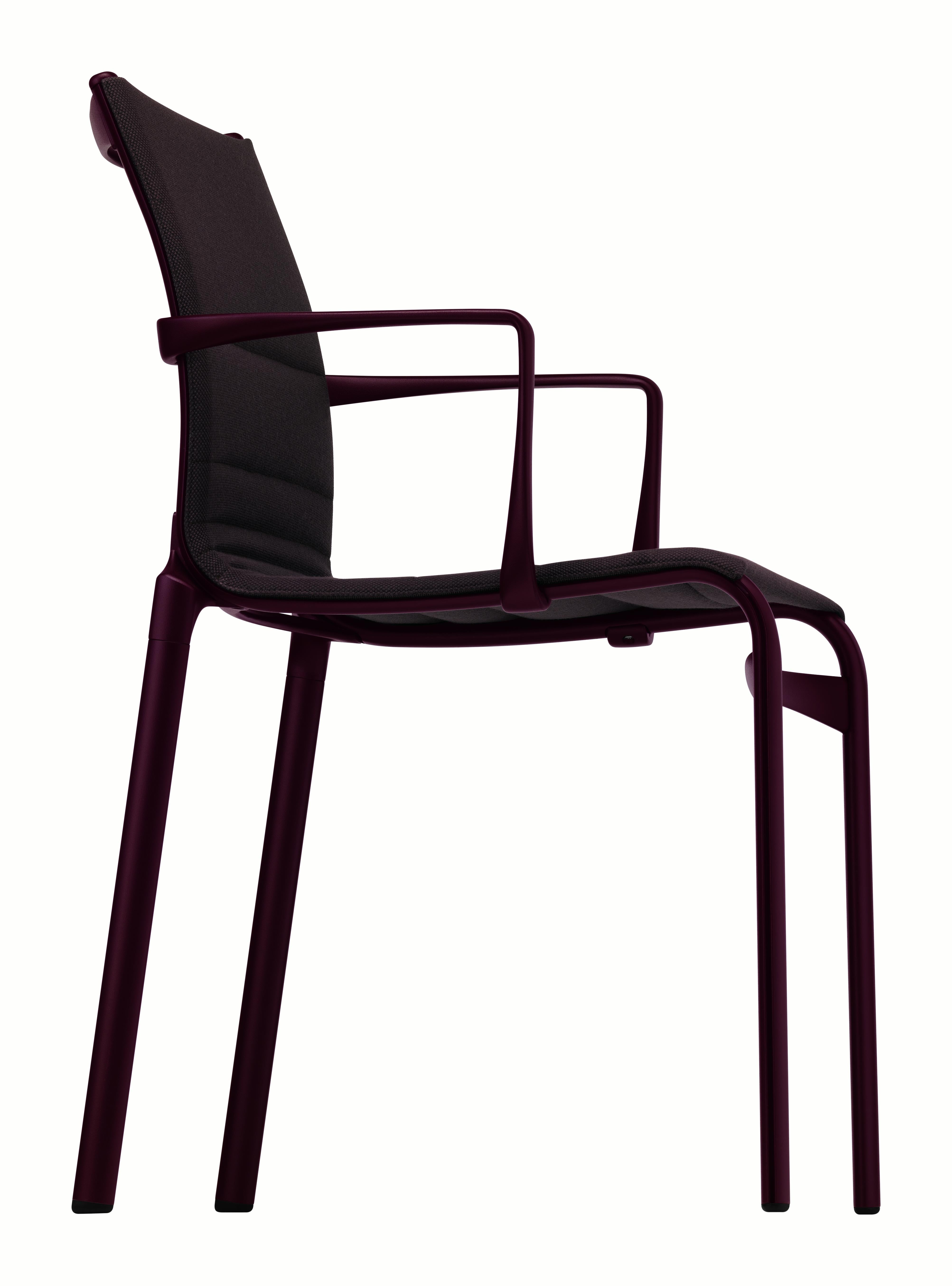 Alias Bigframe 44 Armchair in Upholstery with Lacquered Aluminium Frame by Alberto Meda

Stacking chair with arms, structure composed of extruded aluminium profile and die-cast aluminium elements. Seat and back in fire retardant PVC covered