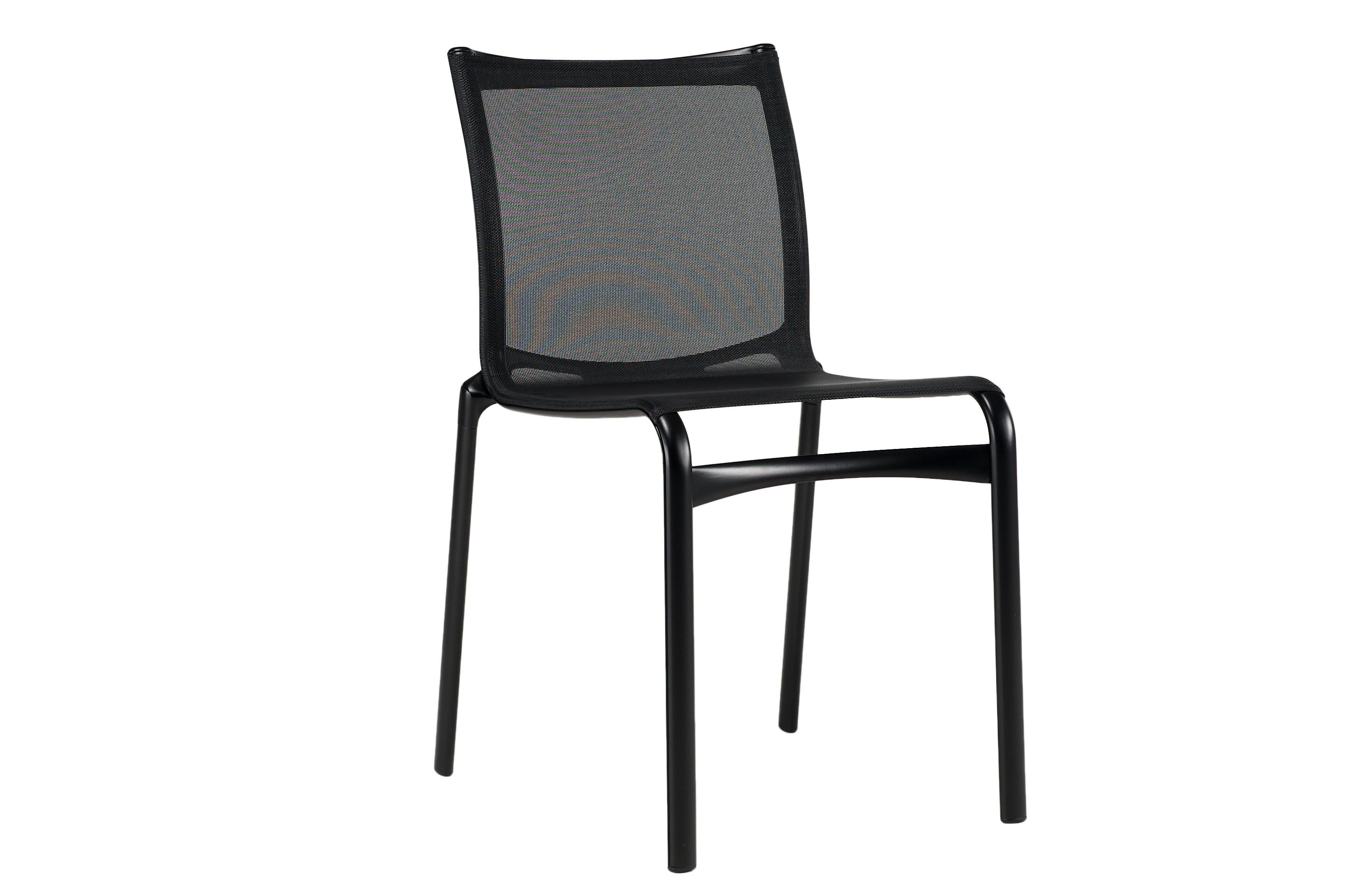 Alias Bigframe 44 Chair in Black Mesh Seat with Lacquered Aluminium Frame by Alberto Meda

Stacking chair with structure made of extruded aluminium profile and die-cast aluminium elements, seat and back in fire retardant PVC covered polyester mesh