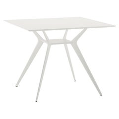Table Biplane 400 d'Alix avec plateau en MDF blanc et cadre en aluminium laqué blanc