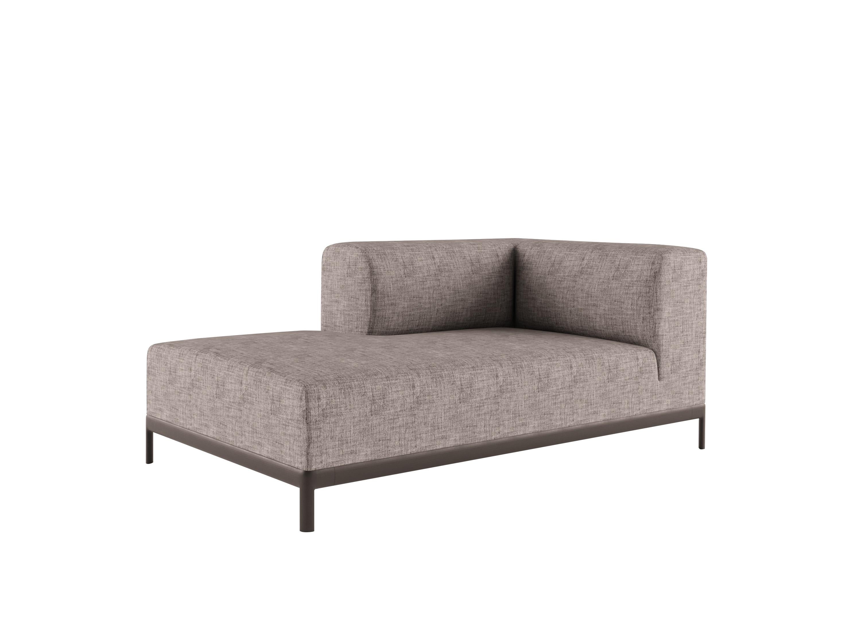 Alias P39 AluZen Soft Ending Sofa with Upholstery and Lacquered Aluminum Frame by Ludovica+Roberto Palomba

Modular corner element with structure in lacquered or polished aluminium.Seat, back and armrest with removable cover in fabric or