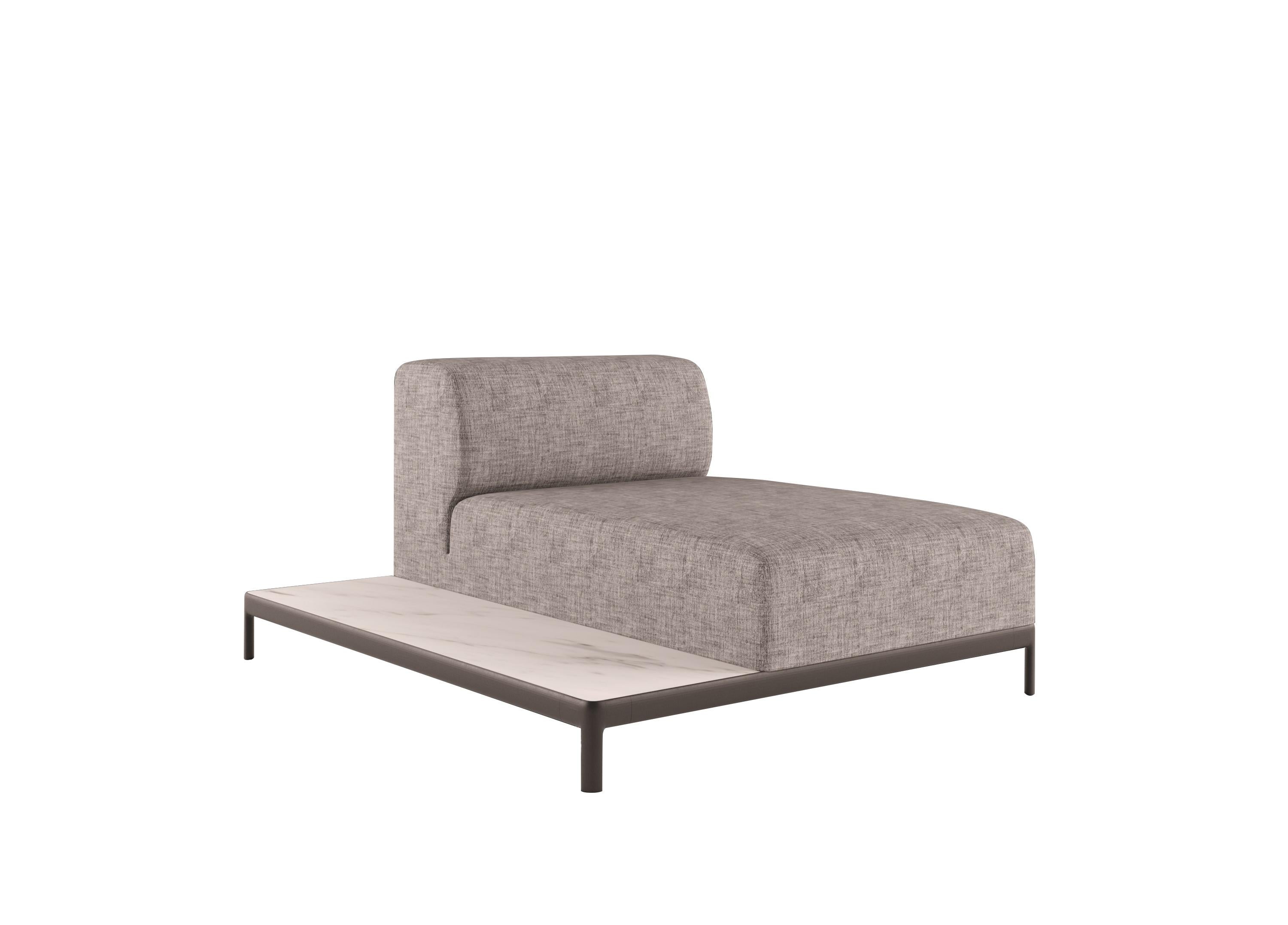 Alias P46 AluZen Soft Top Sofa with Upholstery and Lacquered Aluminum Frame by Ludovica+Roberto Palomba

Modular element with top in oak veneered plywood; structure in lacquered or polished aluminium.Seat and back with removable cover in fabric or