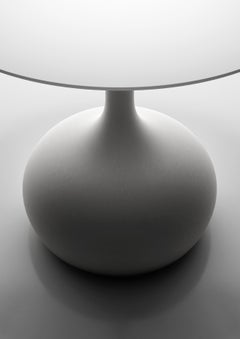 Alias Petite table SN6 Saen XS avec plateau en MDF laqué sable par Gabriele e Oscar Buratti