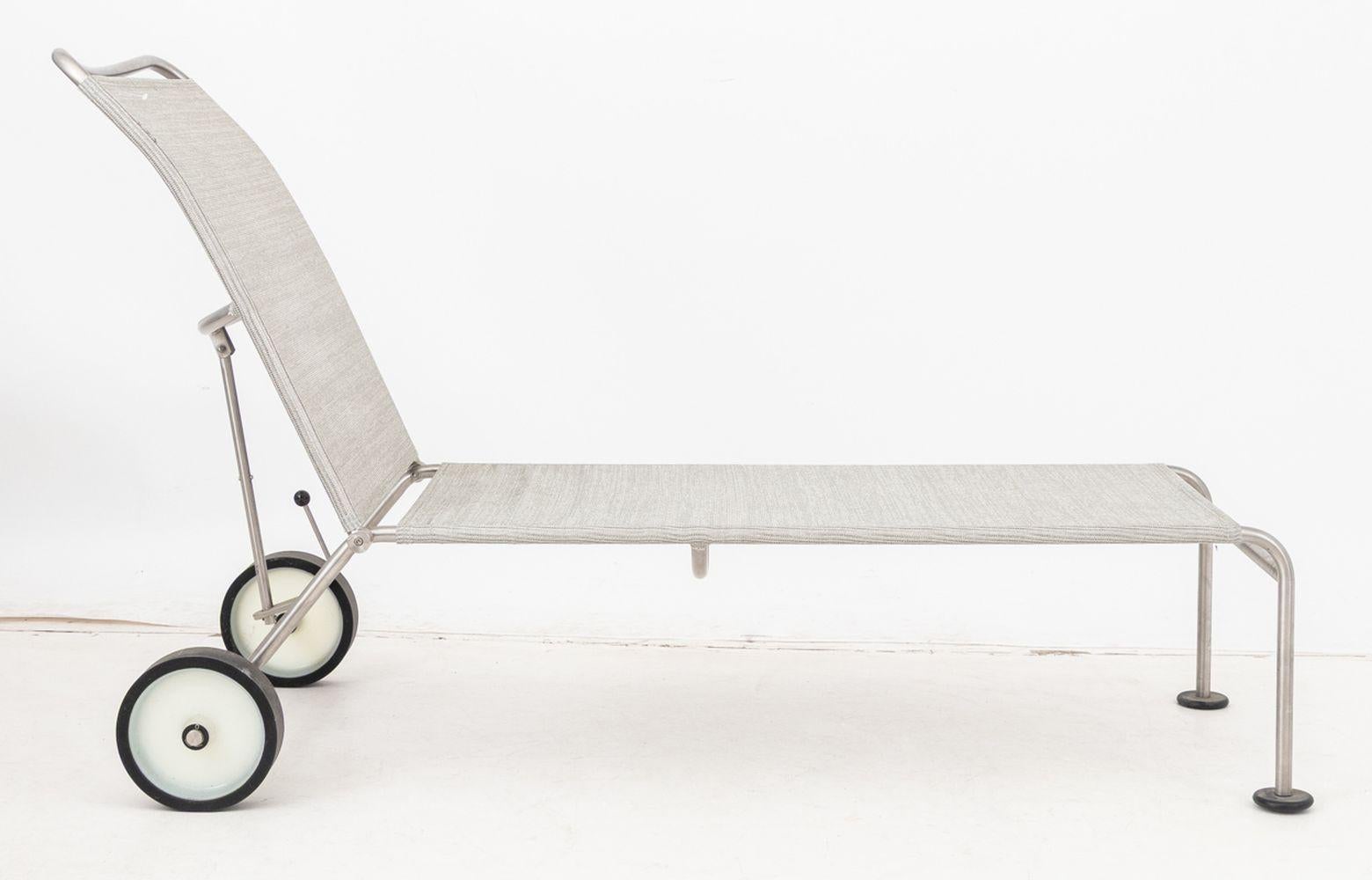 Alias Stainless Steel Outdoor Chaise Longue In Good Condition For Sale In Astoria, NY