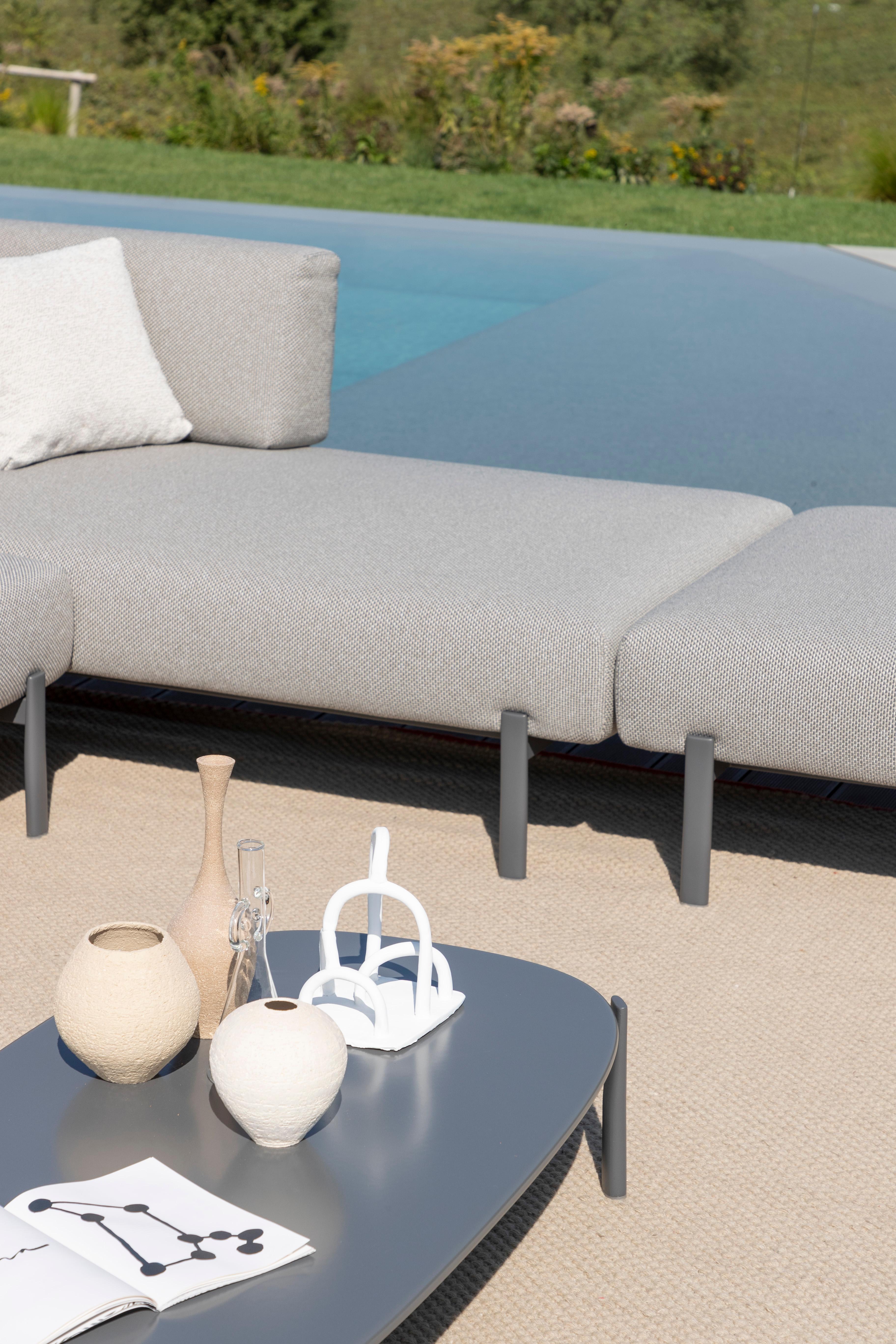 Contemporary Alias T04+T06 Ten Outdoor Sofa Set in White with Sand Lacquered Aluminum Frame For Sale