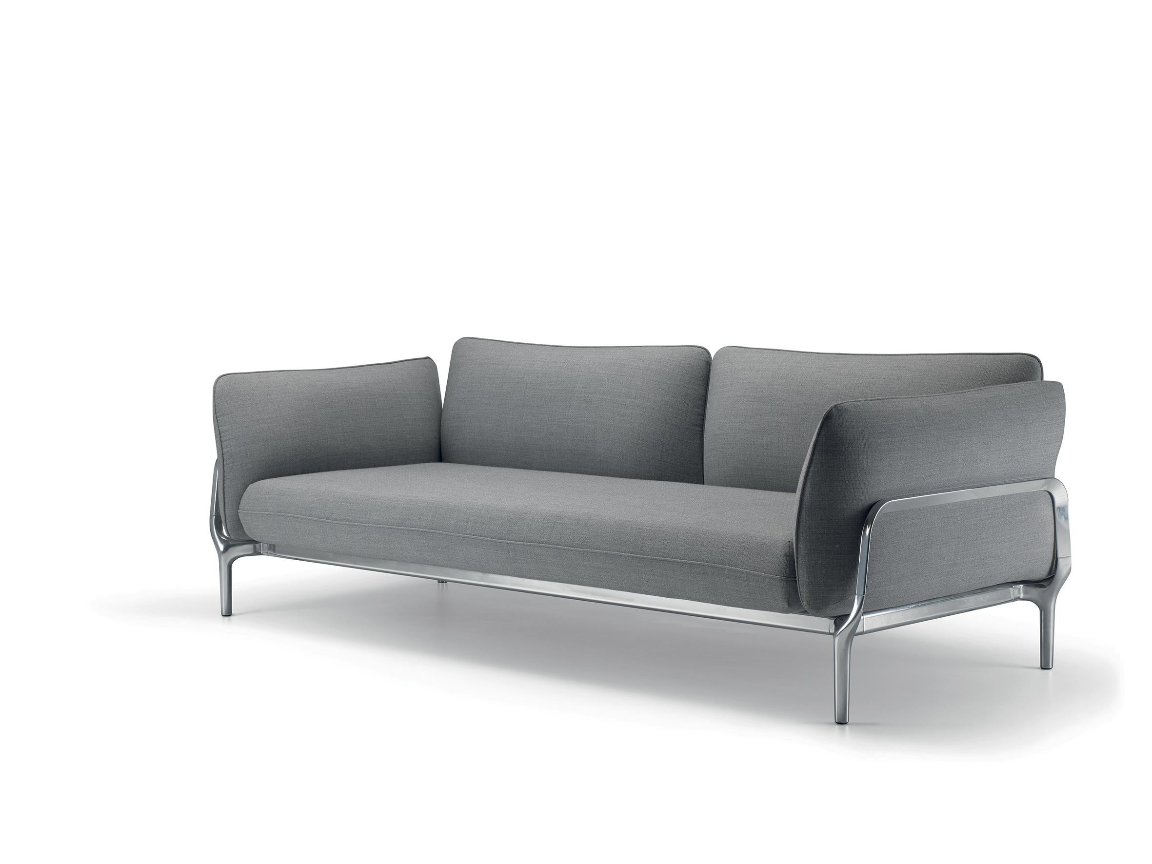 Alias V02 Vina Sofa in Grey Upholstery with Black Lacquered Aluminum Frame by Patrick Norguet

Sofa with structure in lacquered or polished aluminium with woven elastic belts. Seat, backrest and armrests in polyurethane covered in eco-leather,