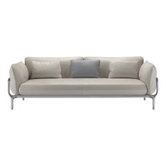 Canap Vina Alias V02 en tissu d'ameublement Pomice avec coussins et cadre en aluminium poli