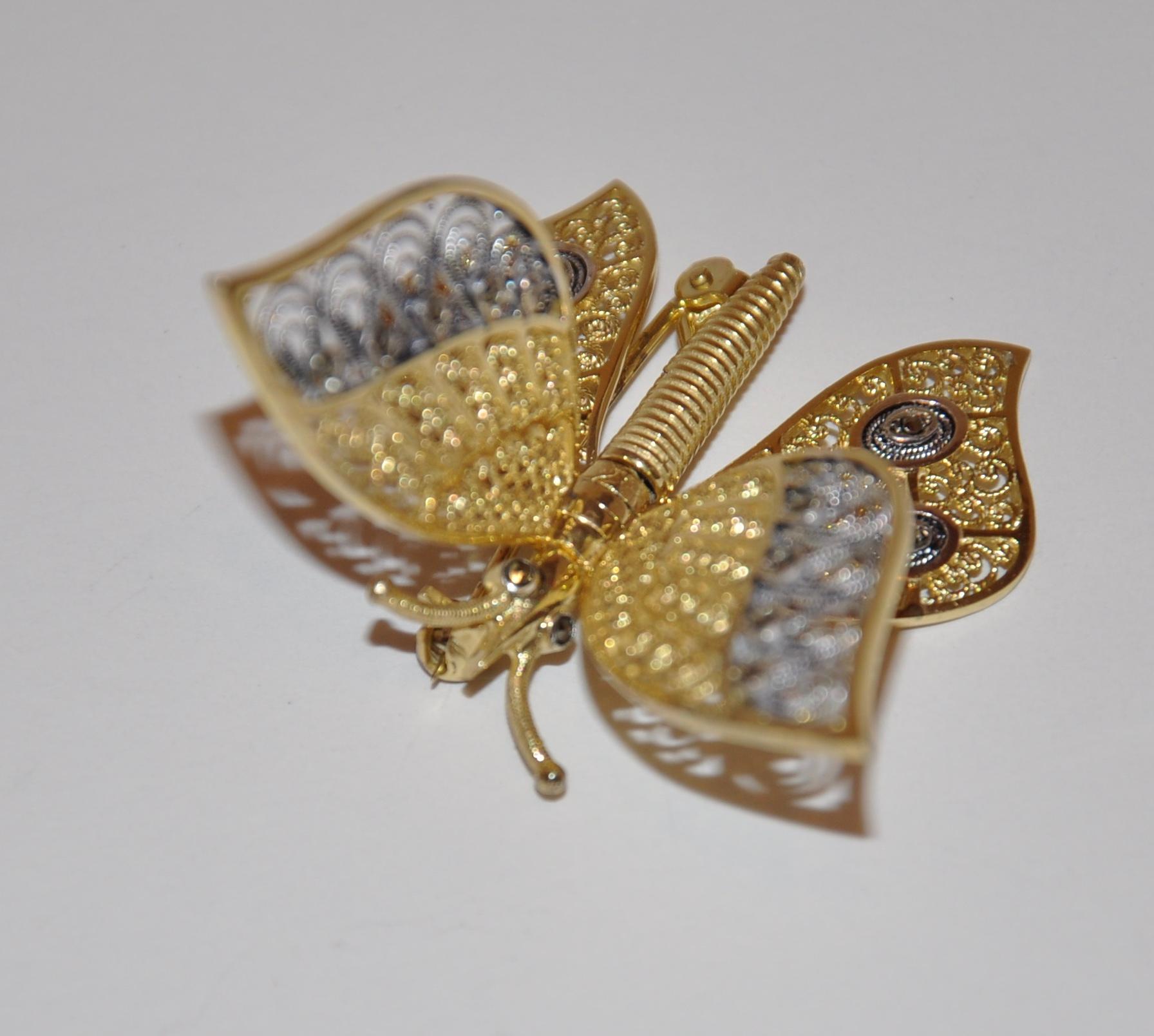 Alice Caviness, bewegliche Schmetterlingsflügel-Brosche aus Sterlingsilber mit Goldüberzug (Kunsthandwerker*in) im Angebot