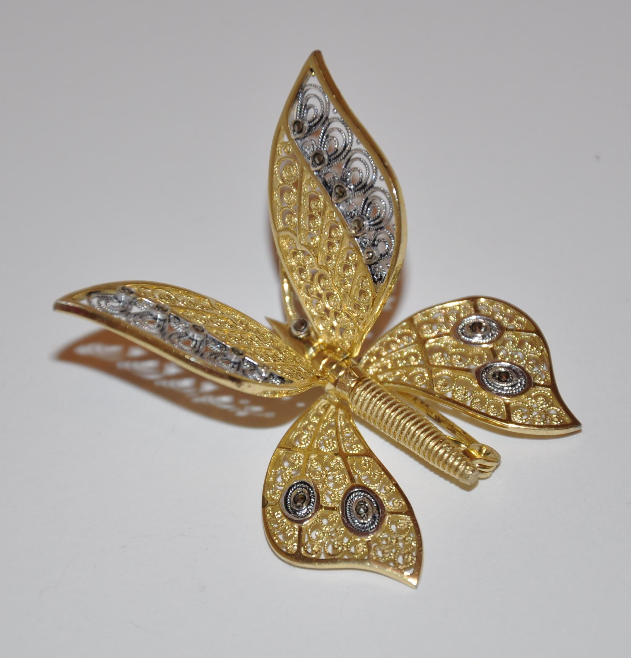 Alice Caviness, bewegliche Schmetterlingsflügel-Brosche aus Sterlingsilber mit Goldüberzug im Zustand „Gut“ im Angebot in New York, NY