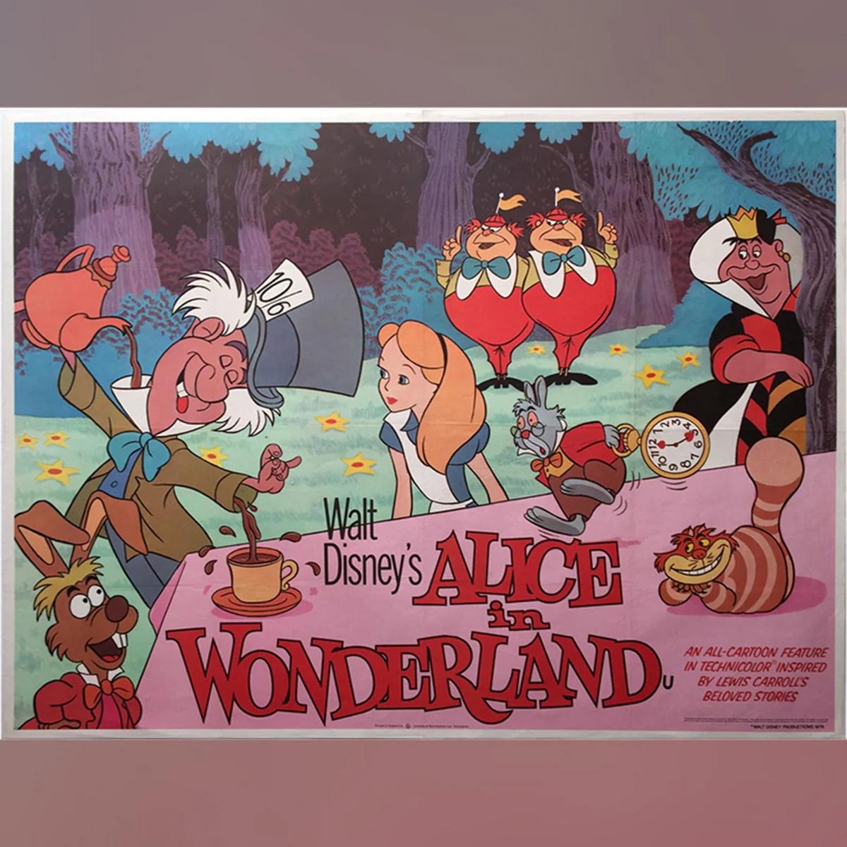 Alice nel paese delle meraviglie (1978R)
Quad originale britannico (30 X 40 pollici)

Riedizione del 1978 in quadricromia inglese. L'amato racconto fantastico di Lewis Carroll prende vita in questo classico d'animazione Disney. Quando Alice (Kathryn