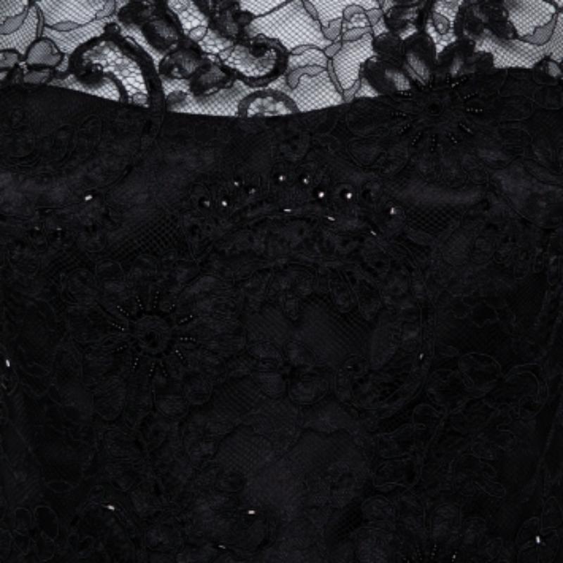 Alice + Olivia Black Embellished Lace & Feather Trim Patricia Peplum Dress S In Excellent Condition For Sale In Dubai, Al Qouz 2