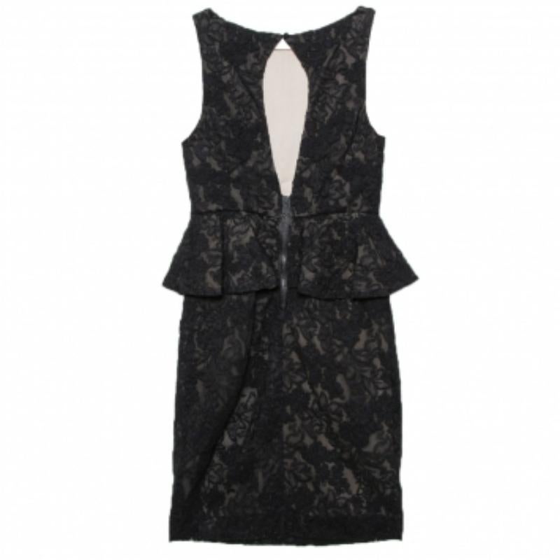 This dress from Alice + Olivia has been designed to deliver sophistication and class. It comes in a shade of black and features a well-tailored sleeveless silhouette. It comes with a peplum style, round neckline, and a zipper at the back.