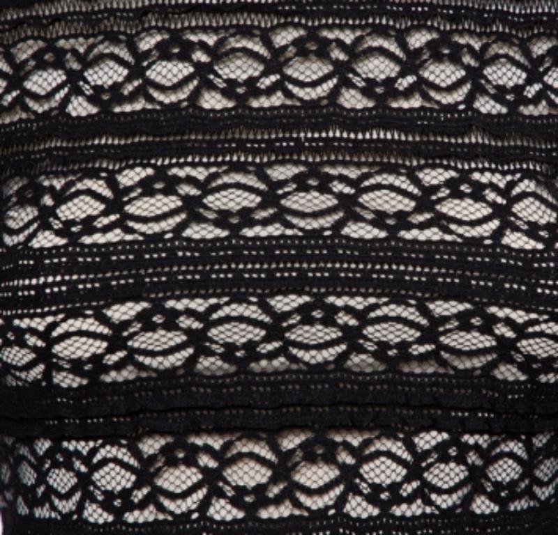 Alice + Olivia - Top in pizzo nero a maniche lunghe XS In condizioni ottime in vendita a Dubai, Al Qouz 2