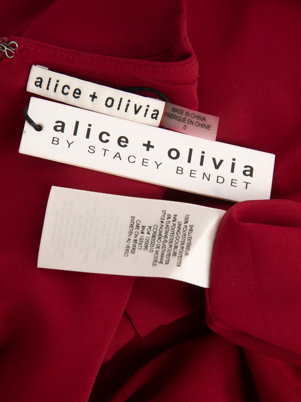 Alice + Olivia - Robe droite bordeaux à manches cloche, taille XXS Neuf - En vente à London, GB