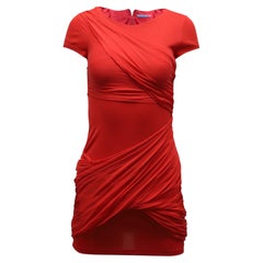 Vestido con detalles drapeados de Alice + Olivia en acetato rojo
