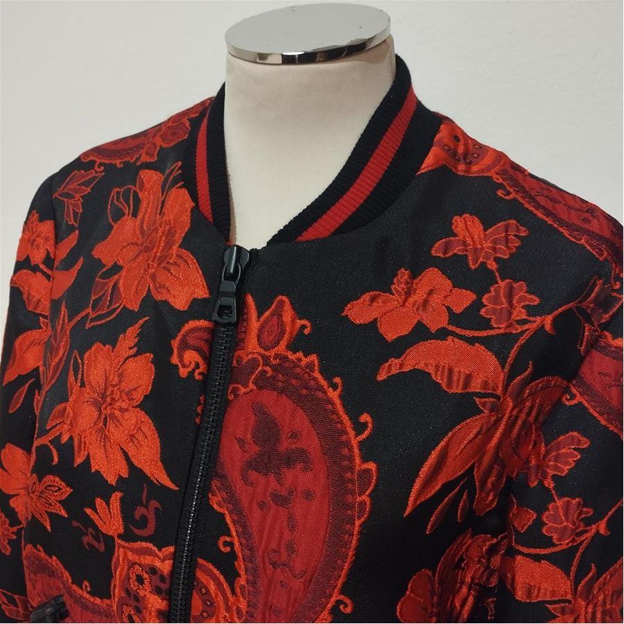 Black Alice + Olivia Floral jacket size M For Sale