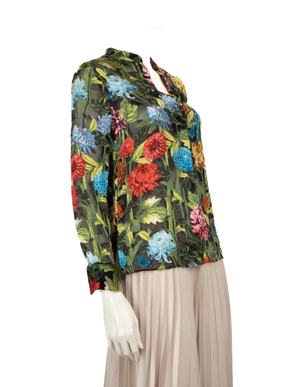 CONDITION is Very good. Minimal wear to the shirt is evident. One pluck to the weave on the back. Light pilling to the fabric specifically on both sleeves on this used Alice + Olivia designer resale item.
 
 Details
 
 
 Multicolour
 
 Viscose
 
