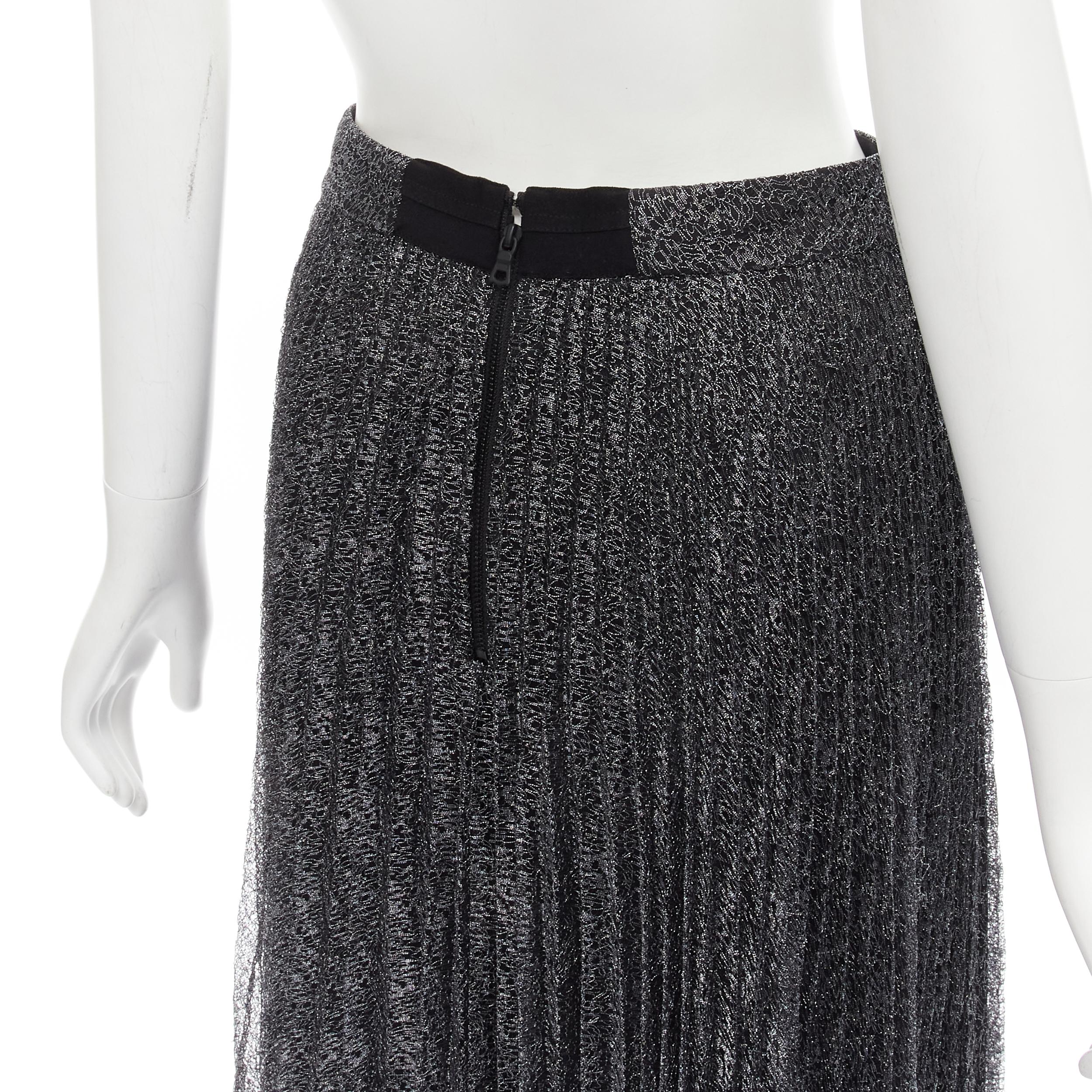 Women's ALICE OLIVIA metallic silver thread black pleated asymmetric hem skirt US2 For Sale