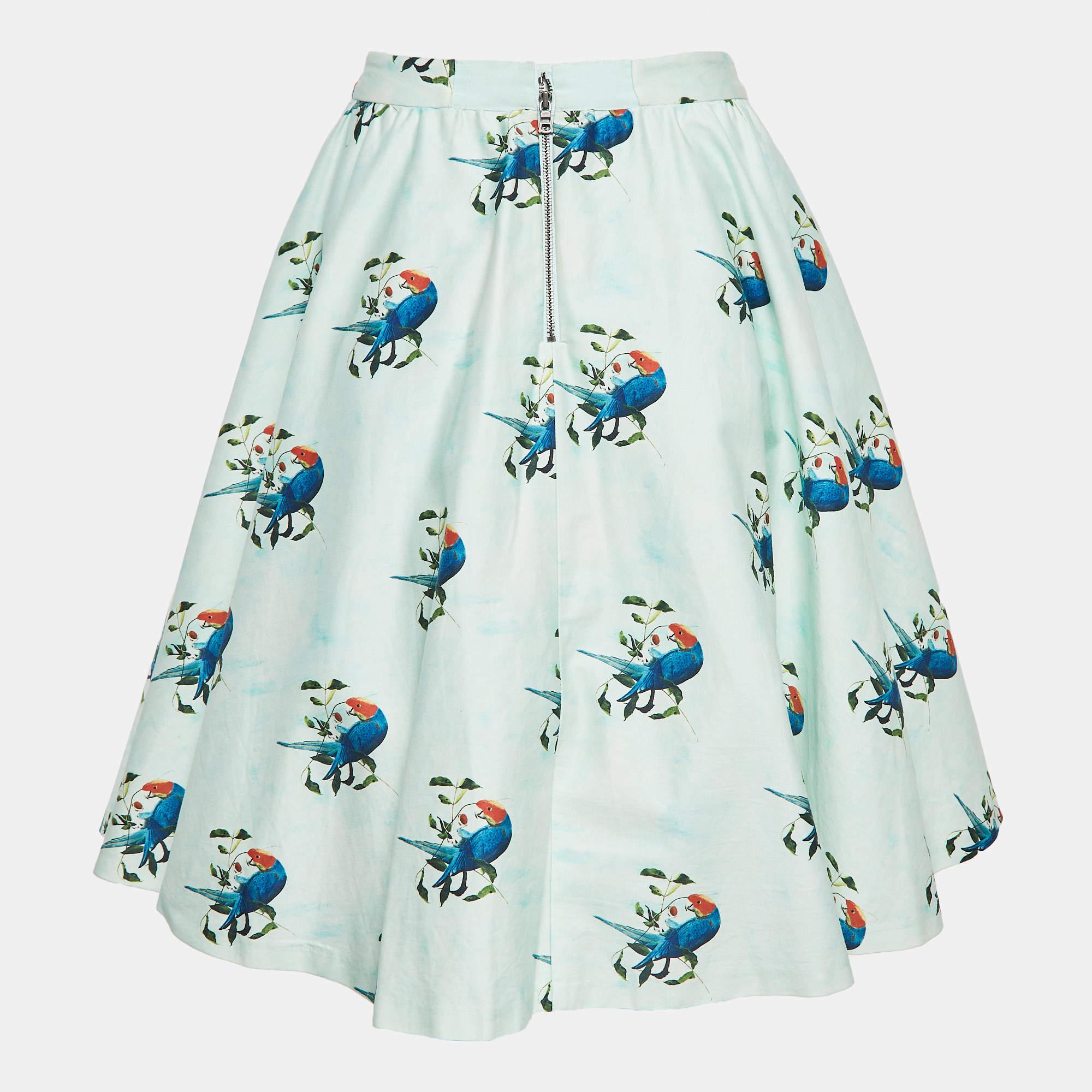 This elegant skirt is worth adding to your closet Crafted from fine materials it is exquisitely designed into a flattering shape.