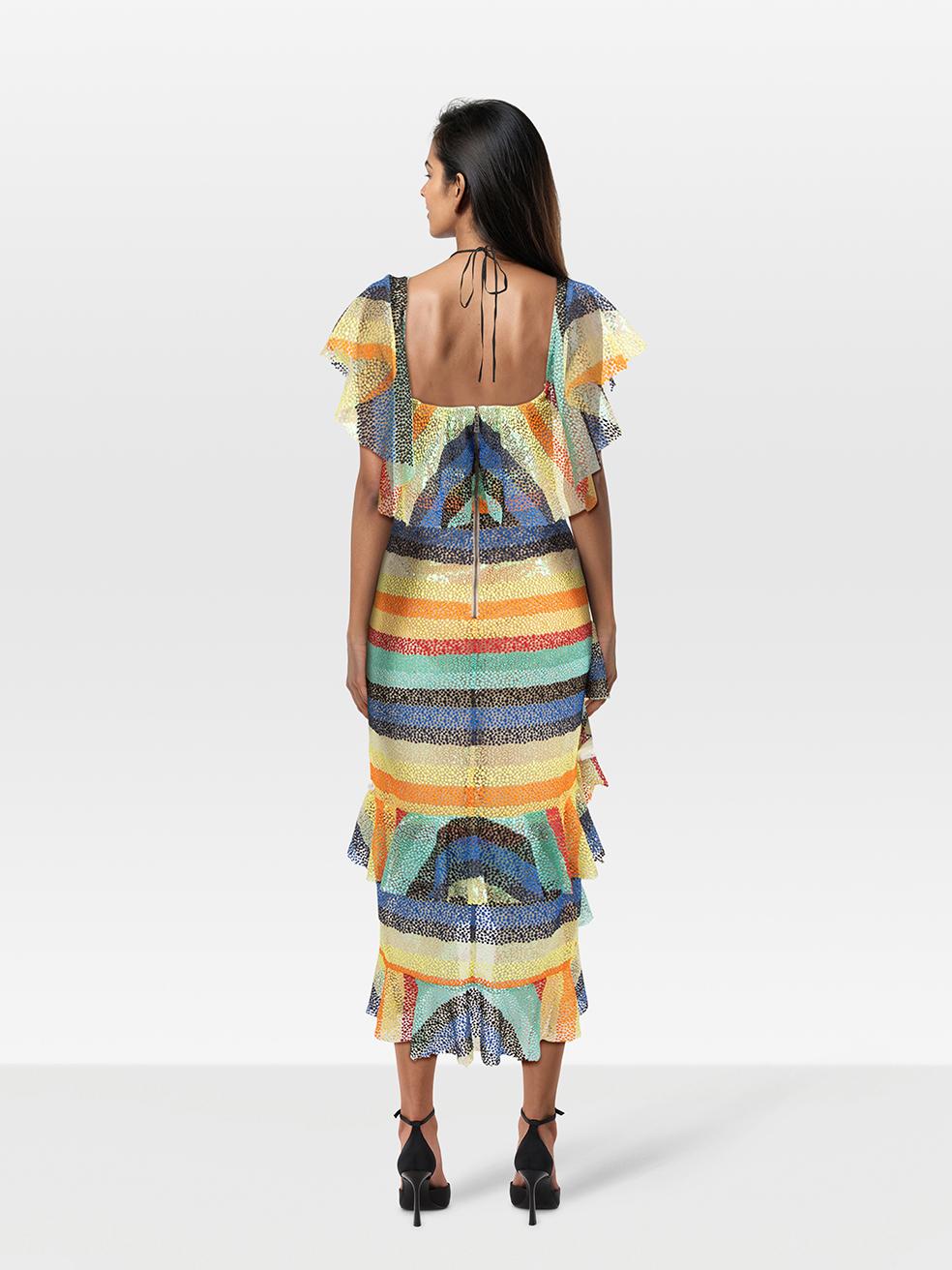 L'ÉTAT est très bon. Cet article de revente Alice + Olivia ne présente pratiquement aucune trace d'usure visible sur la robe.
 

 Détails
 

 

 Multicolore
 

 Polyester
 

 Robe
 

 Épaule nue
 

 Manches courtes
 

 Ourlet asymétrique
 

 Bordure