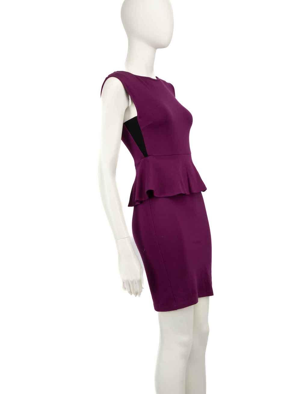 CONDITION is Good. Minor wear to dress is evident. Light wear to the stitching at the hem where a number of plucks and pulls are found on this used Alice + Olivia designer resale item.
 
 
 
 Details
 
 
 Purple
 
 Rayon
 
 Peplum dress
 
 Knee