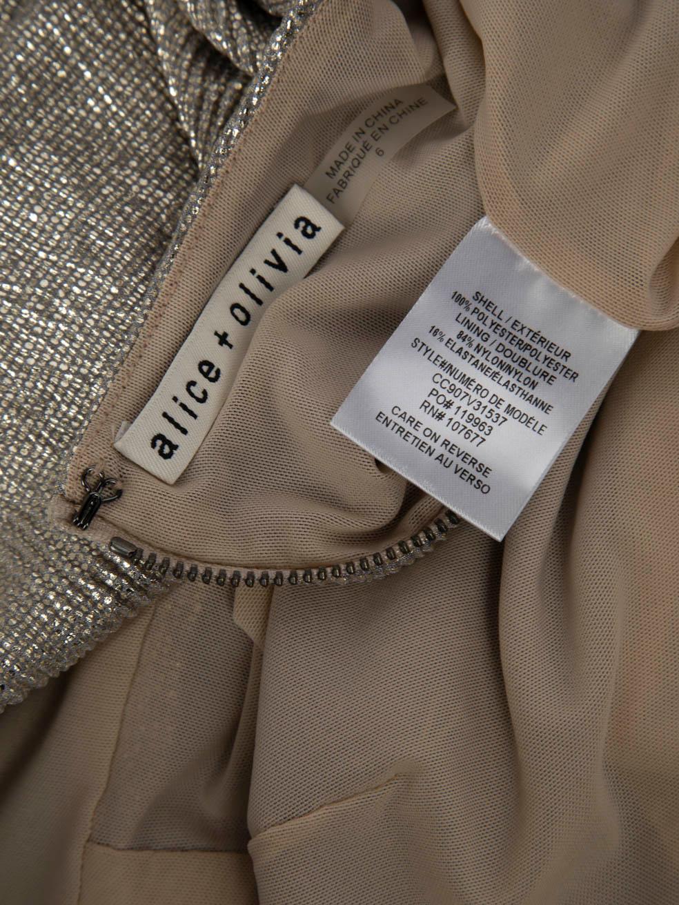 Alice + Olivia Mini Abito increspato metallizzato argento Taglia M In condizioni buone in vendita a London, GB
