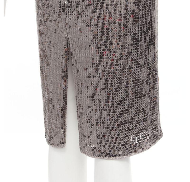 ALICE OLIVIA silver metallic sequins back slit knee length pencil skirt US0 XS
Reference: AAWC/A00322
Brand: Alice Olivia
Material: Polyester, Blend
Color: Silver
Pattern: Solid
Closure: Zip
Lining: Fabric
Extra Details: Back zip detail.
Made in: