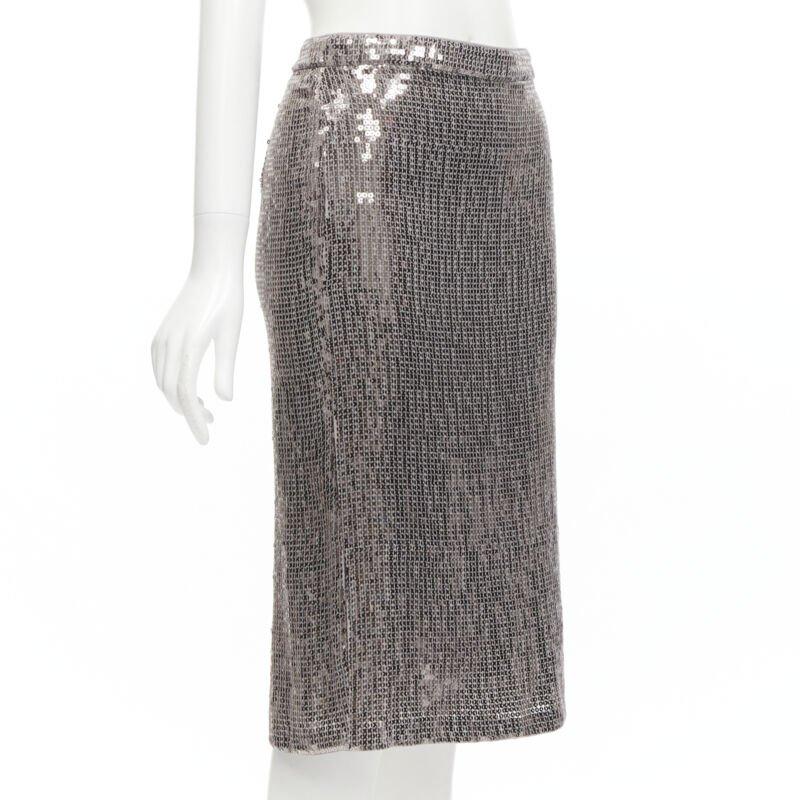 Silver ALICE OLIVIA silver metallic sequins back slit knee length pencil skirt US0 XS For Sale