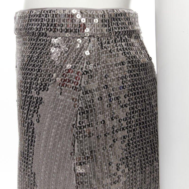 ALICE OLIVIA silver metallic sequins back slit knee length pencil skirt US0 XS For Sale 2