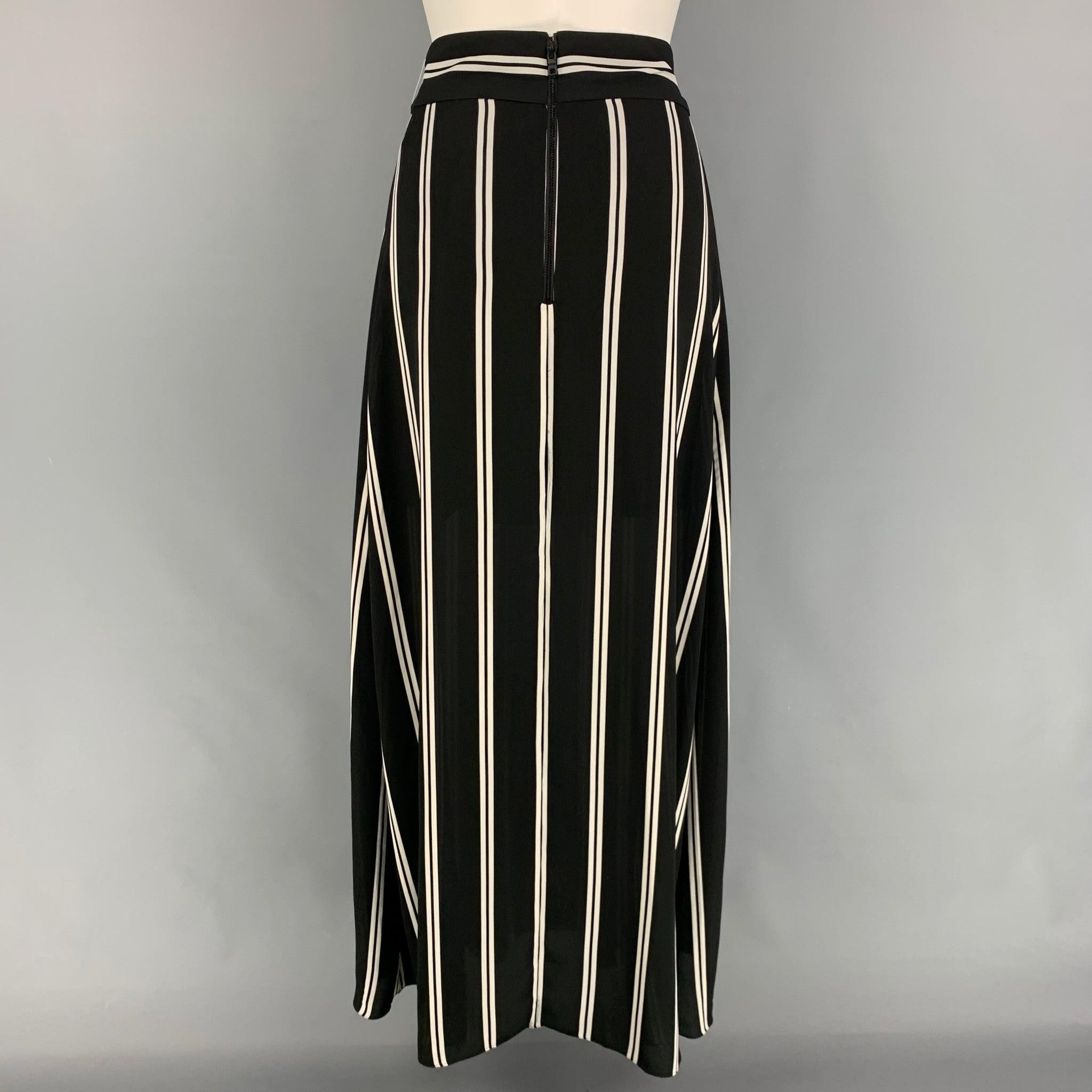 ALICE + OLIVIA Size 2 Black White Polyester Stripe Long Skirt In Good Condition For Sale In San Francisco, CA
