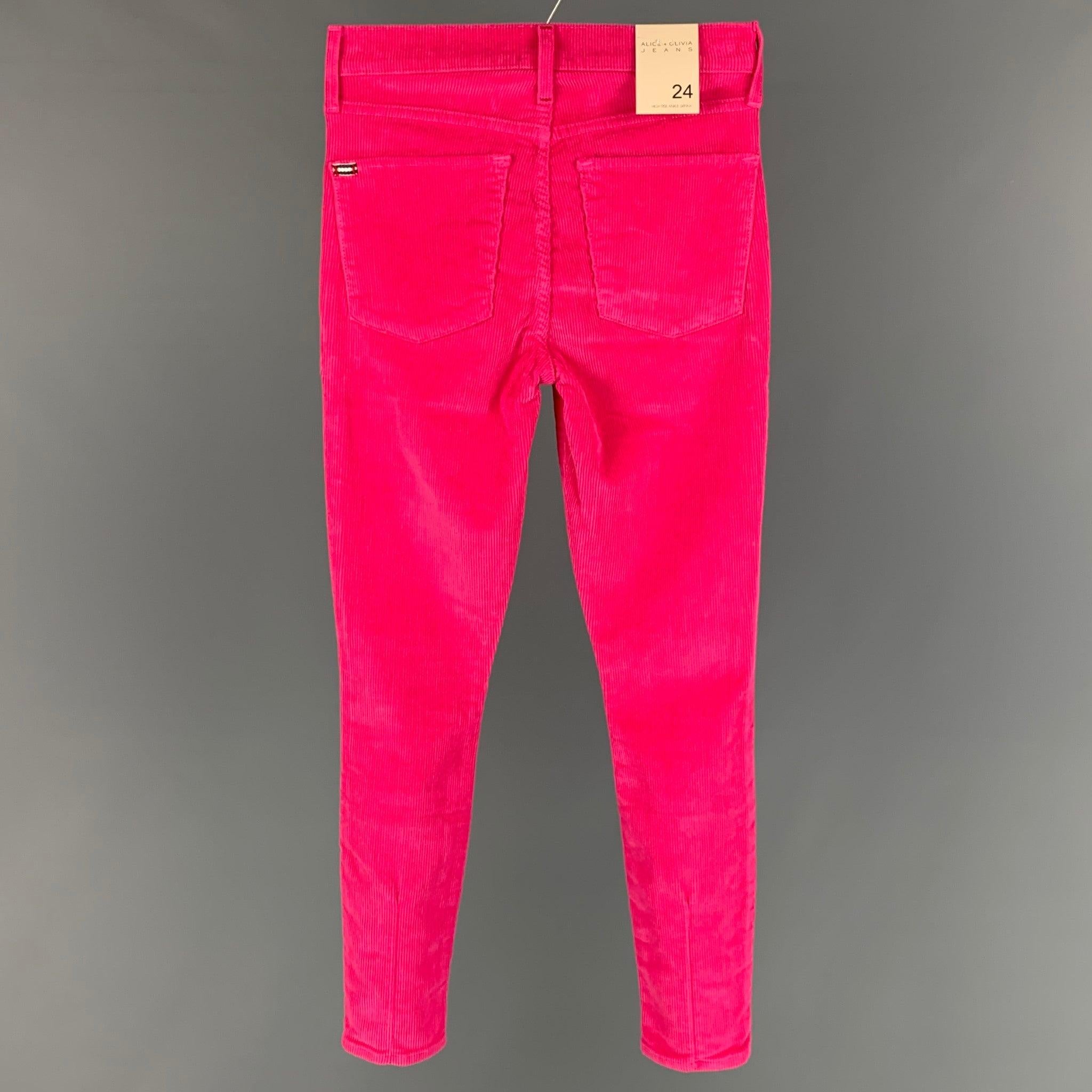 ALICE + OLIVIA casual pants comes in a pink cotton corduroy featuring a jean cut, skinny fit, and a zip fly closure. Made in USA.New With Tags.  

Marked:   24 

Measurements: 
  Waist: 24 inches 
 Rise: 10 inches  Inseam: 27 inches  
  
  
