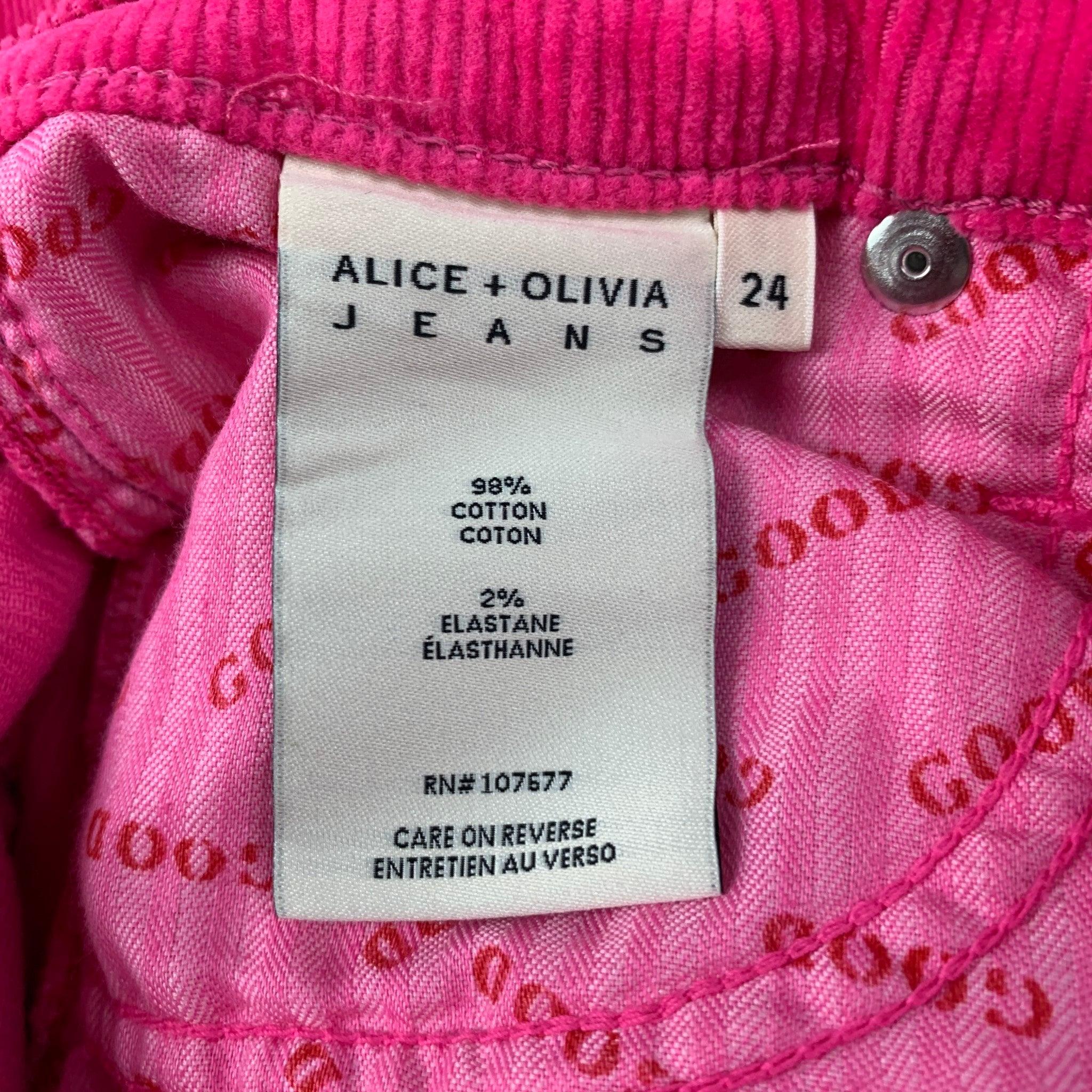 ALICE + OLIVIA - Pantalon en velours côtelé de coton rose à coupe en Jean, taille 24 Bon état - En vente à San Francisco, CA