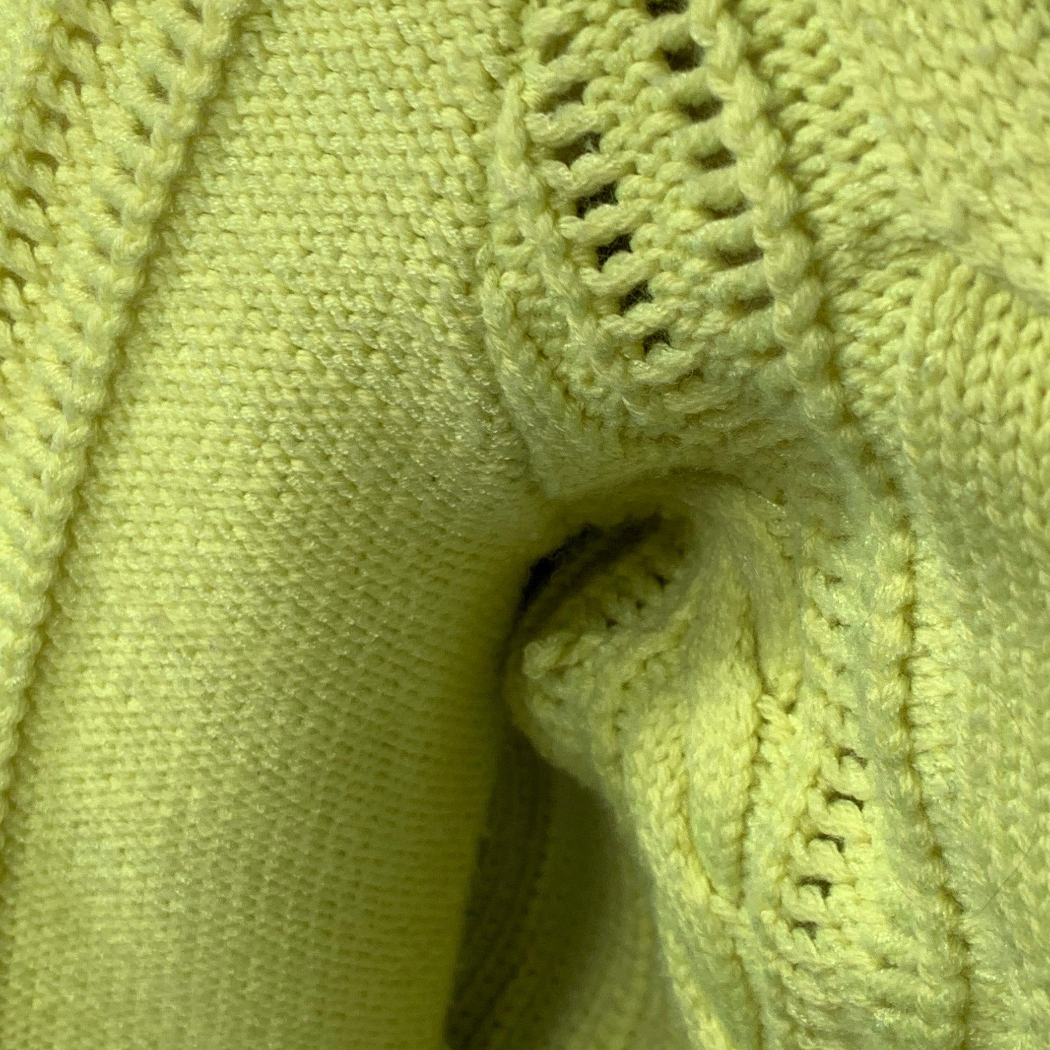 ALICE + OLIVIA Taglia L Maglione a collo alto in misto lana giallo neon e maglia a cavo in vendita 3