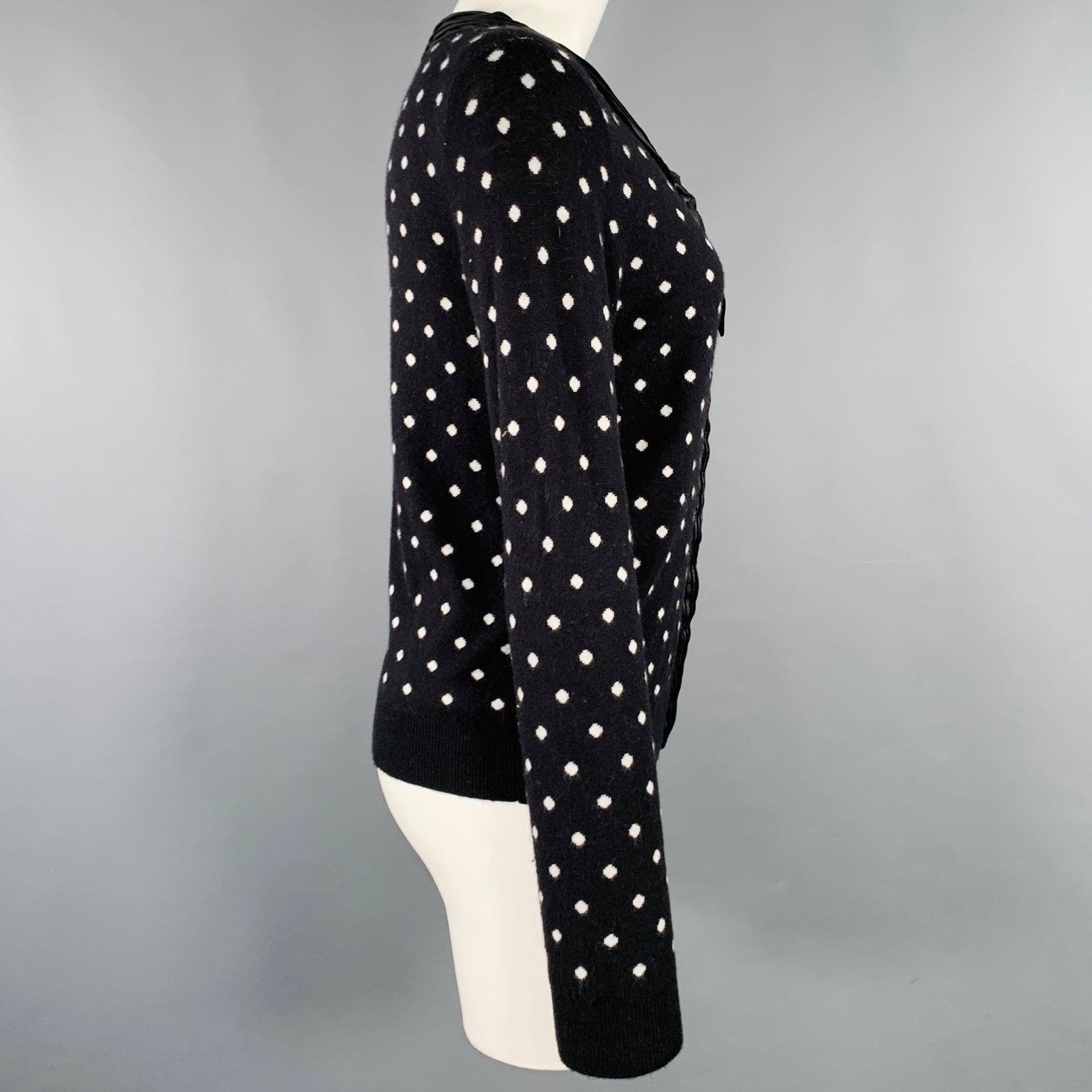 ALICE + OLIVIA Size M Black White Rayon Blend Polka Dot Bow Cardigan In Good Condition For Sale In San Francisco, CA