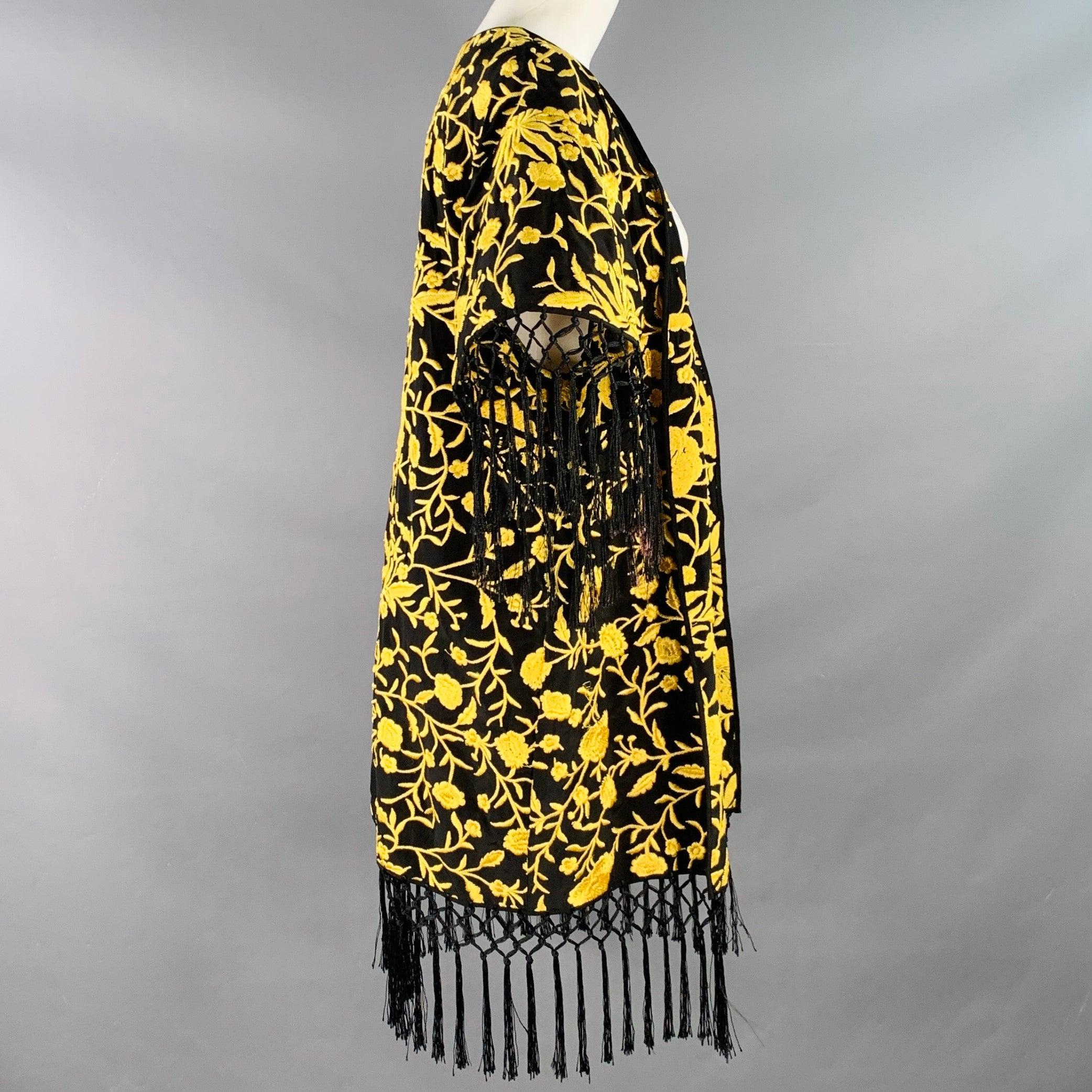 Beige ALICE + OLIVIA Size XS/S Black Yellow Silk Embroidered Open Front Fringe Coat (Manteau à franges ouvert sur le devant) en vente