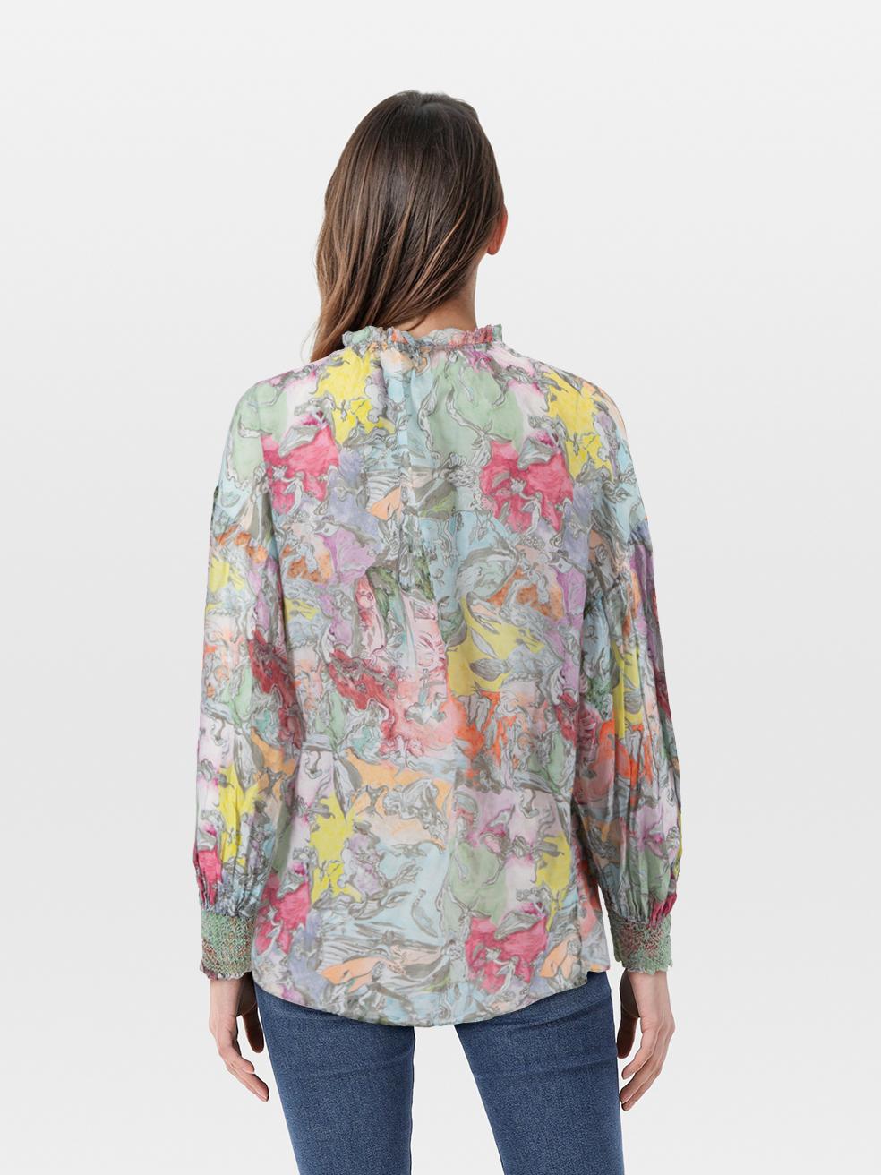 CONDITION is Very Good. Hardly any visible wear to blouse is evident on this used Alice + Olivia designer resale item. Size label is missing.
 
 Details
 
 
 Model: Julius
 
 Multicolour
 
 Cotton
 
 Blouse
 
 Abstract watercolour print
 
 Long