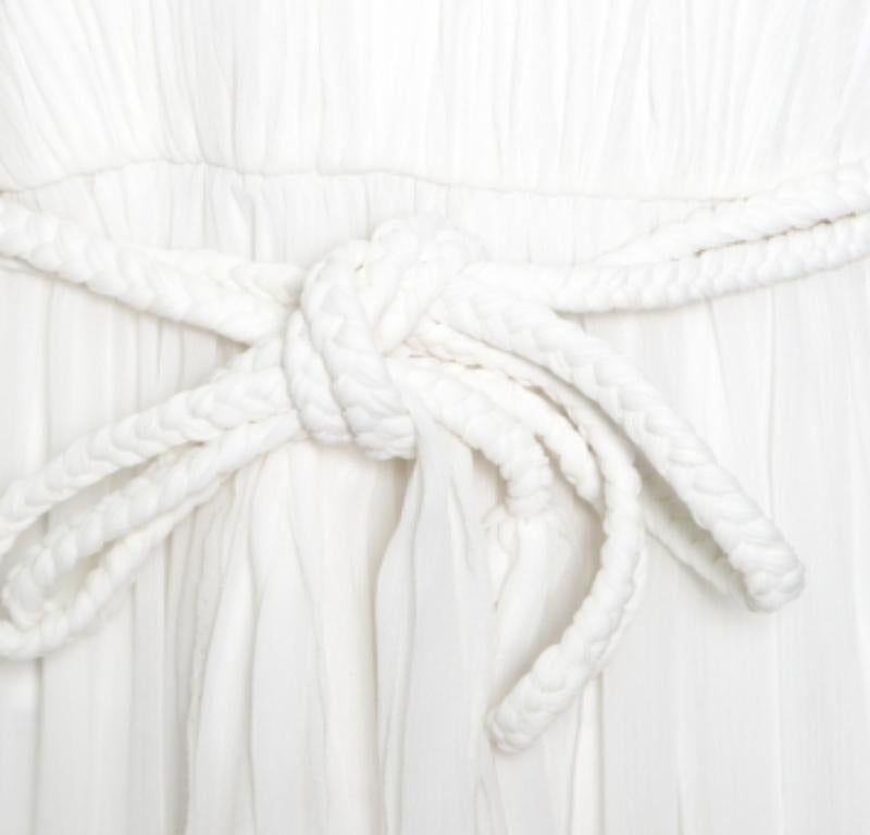 Gris Robe de déesse Naomi + Olivia blanche à col plongeant S en vente