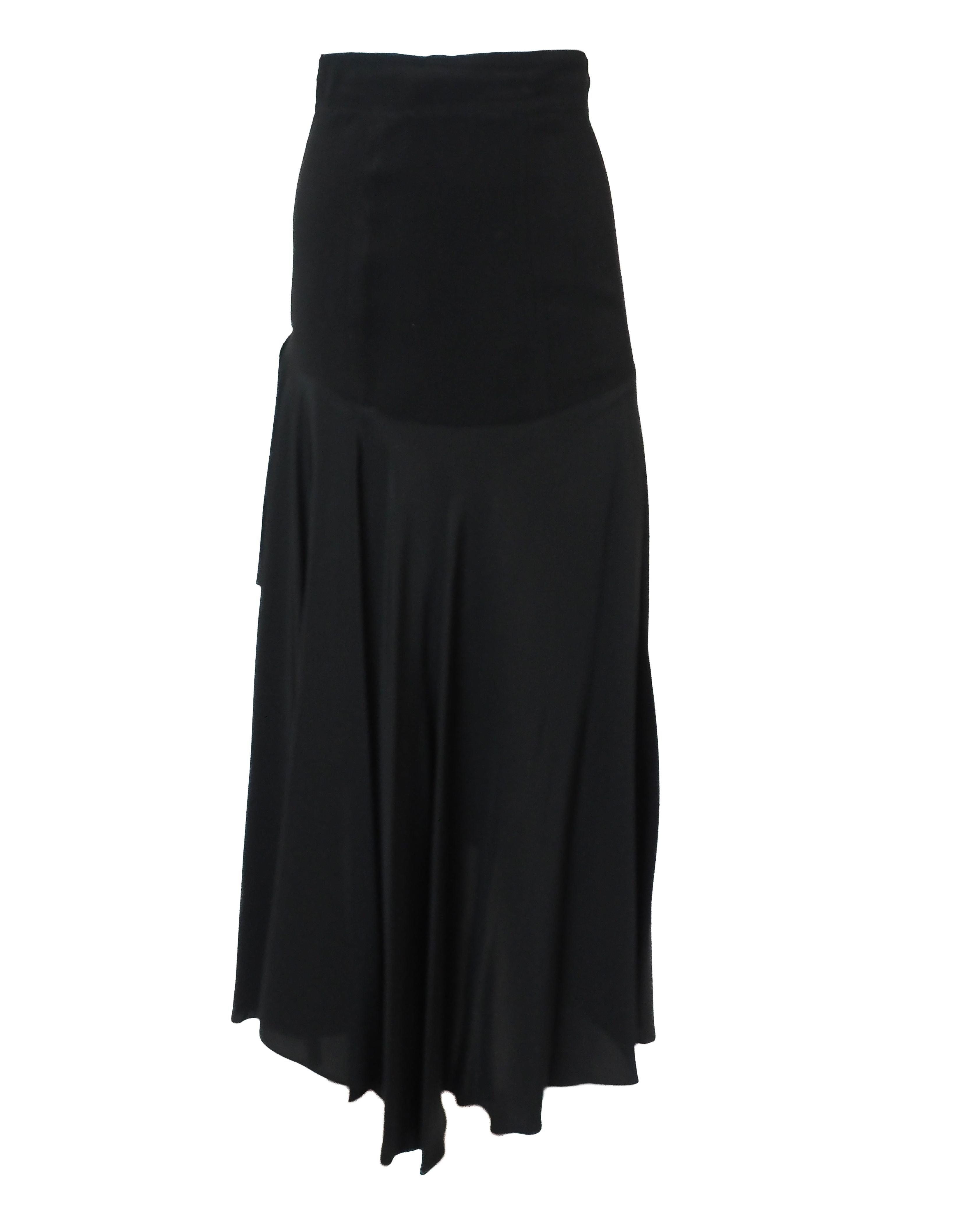 Alice Pollock Quorom 1970, set di gonne ricamate in seta nera con uva e vite in vendita 3