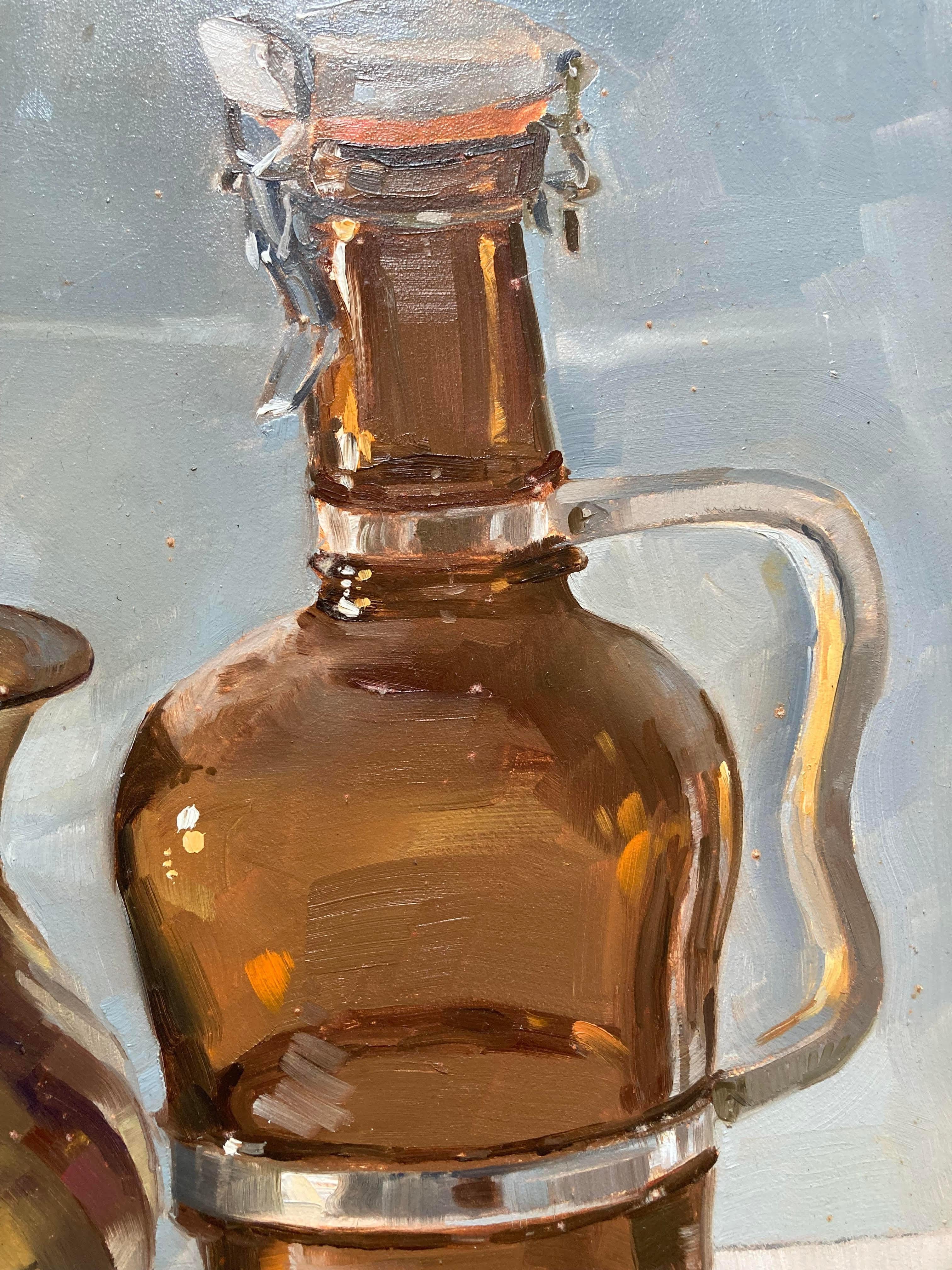 Die Darstellung des Glases ist verblüffend realistisch - man kann es fast FÜHLEN. Dieses Gemälde strahlt eine Morandi-ähnliche Ruhe aus. Wird gerahmt und hängefertig geliefert. Stolz präsentiert von Guy Lyman Fine Art, New Orleans. 