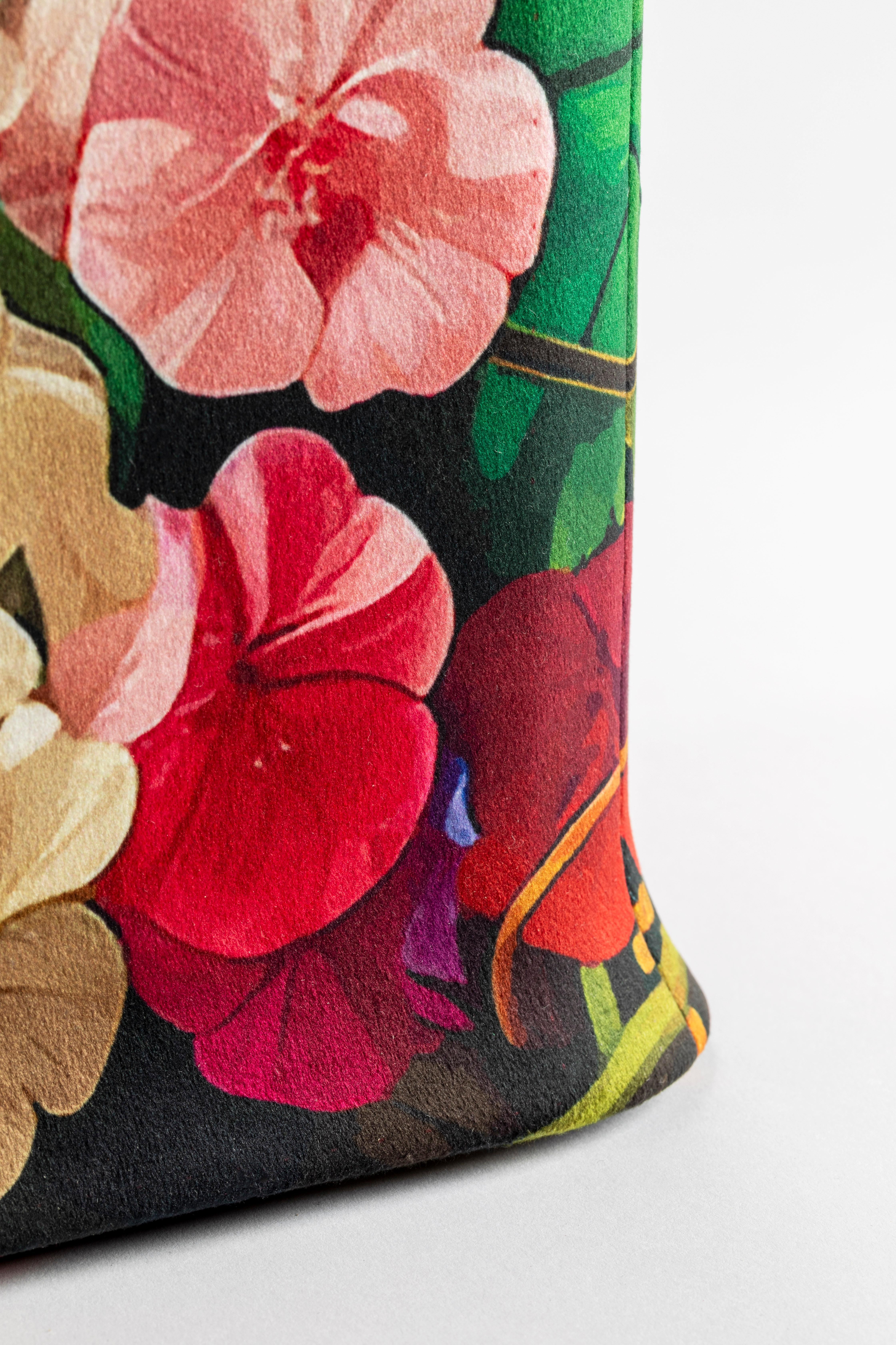 Tabouret Alice en velours imprimé avec motif floral Neuf - En vente à Roma, IT