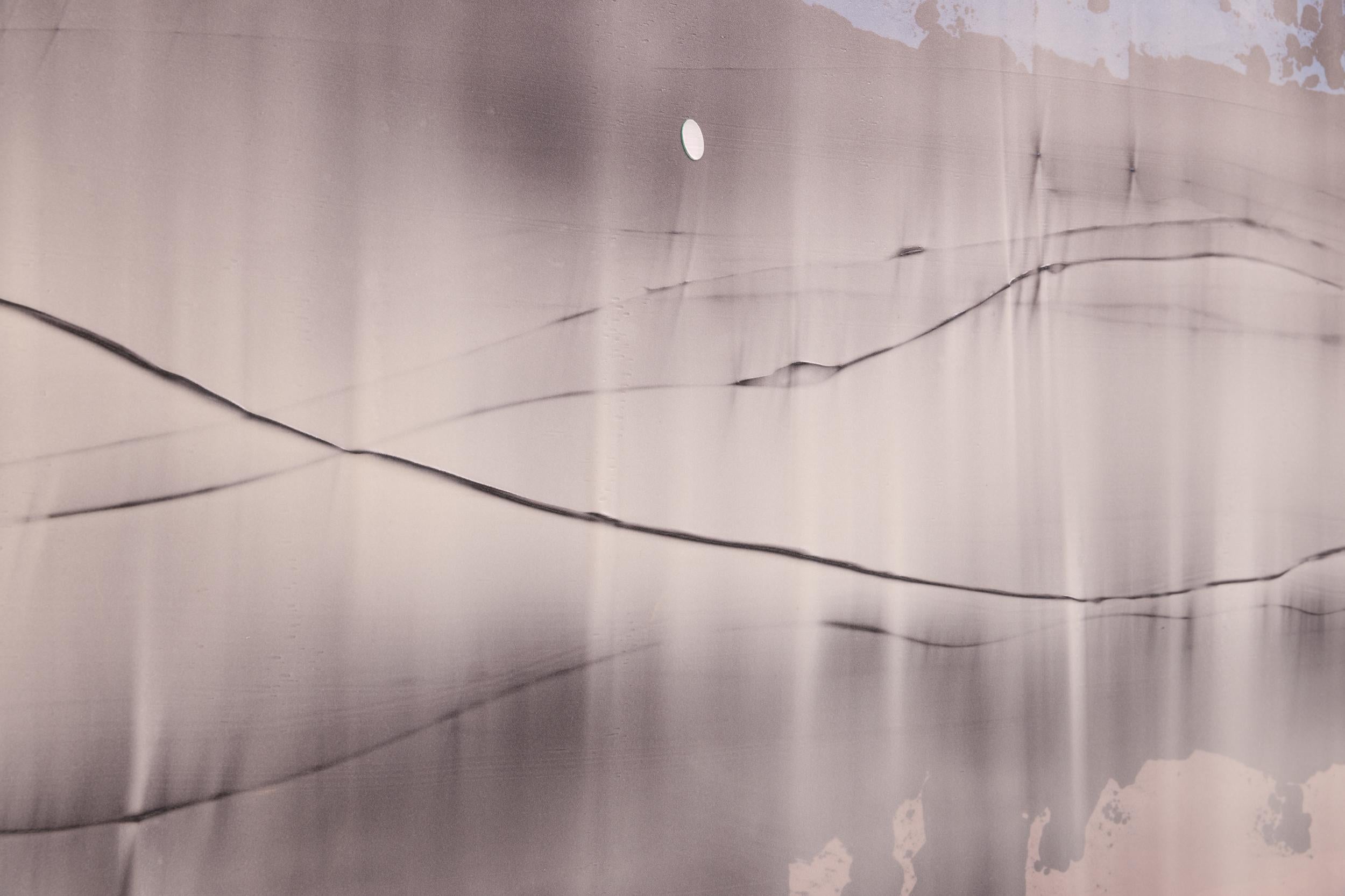 Cosmic Handshake - modern, zeitgenössisch, abstrakt, Acryl auf Leinwand (Grau), Abstract Painting, von Alice Teichert