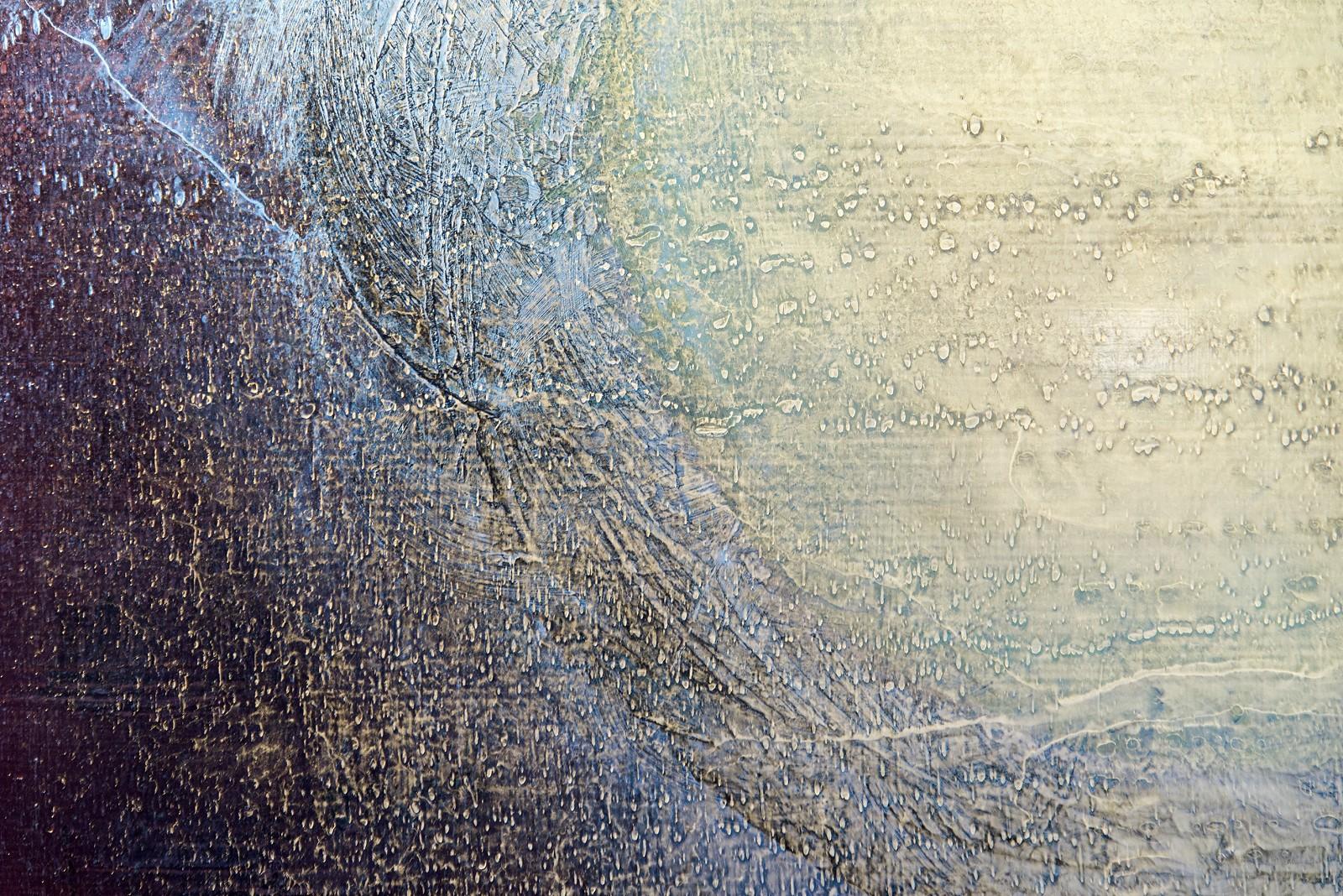 Divine Wisdom - farbenfrohes, lyrisches, gestisches abstraktes Gemälde, Acryl, Buntstift auf Leinwand (Grau), Abstract Painting, von Alice Teichert
